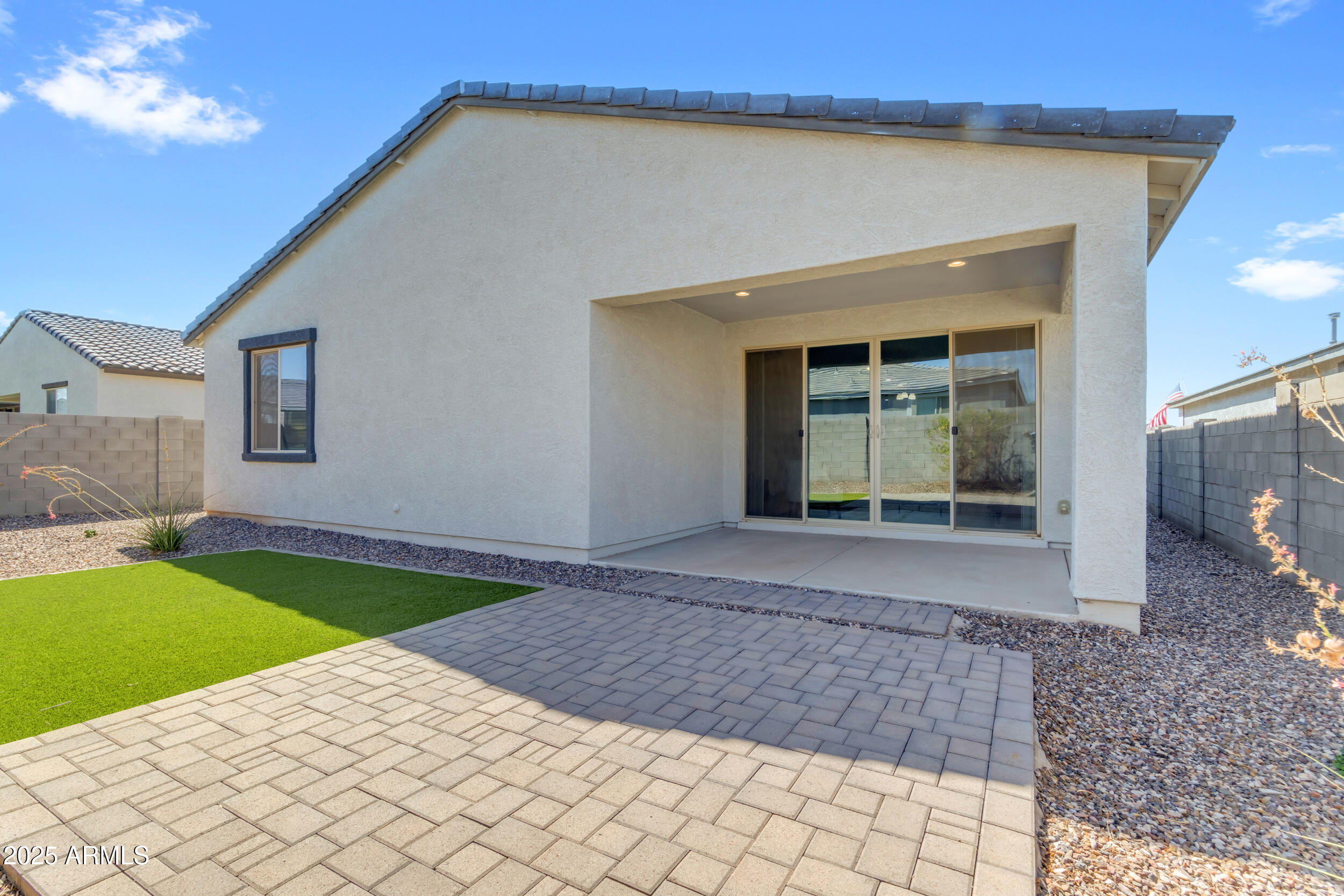 11230 E UPTON Avenue