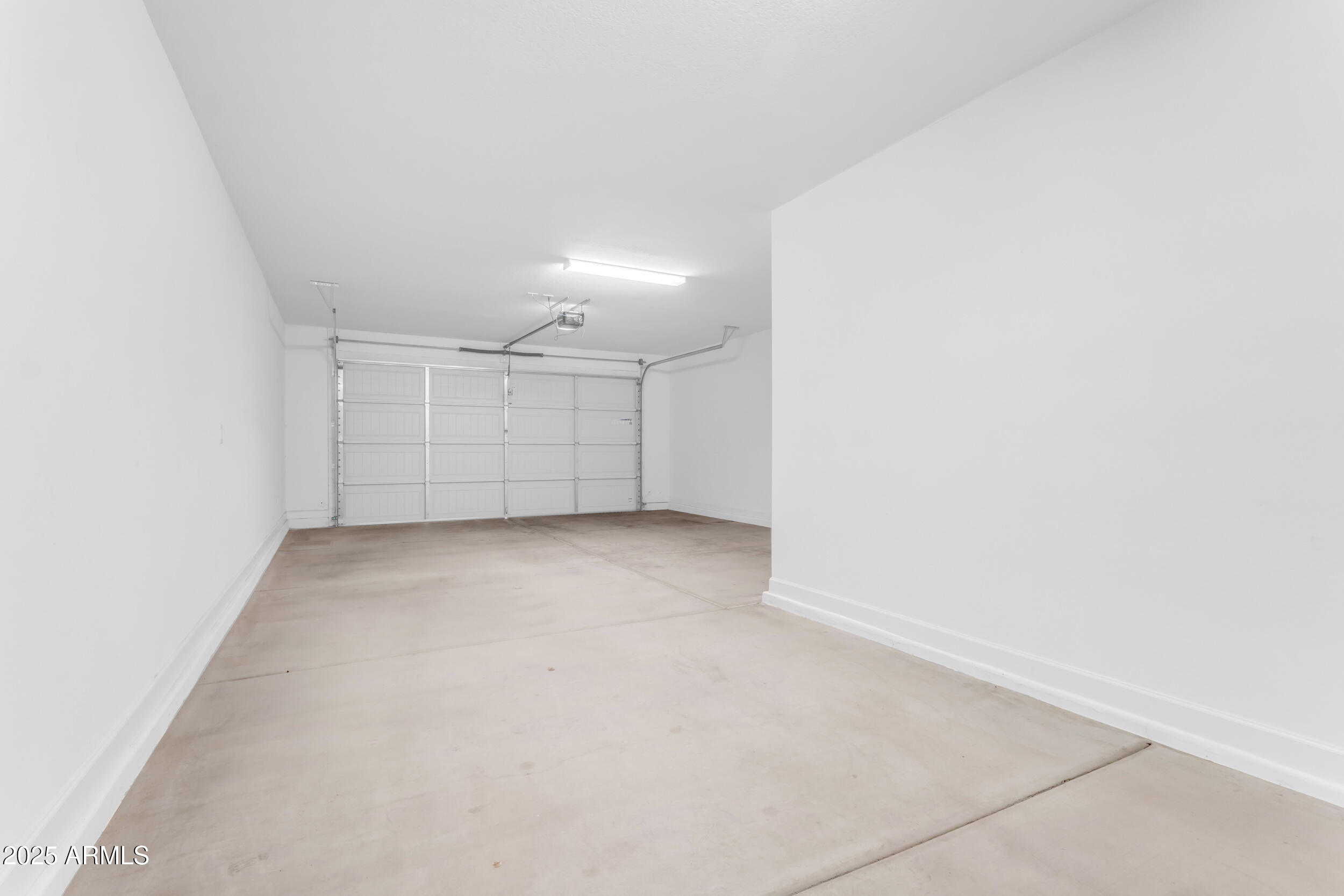 11230 E UPTON Avenue