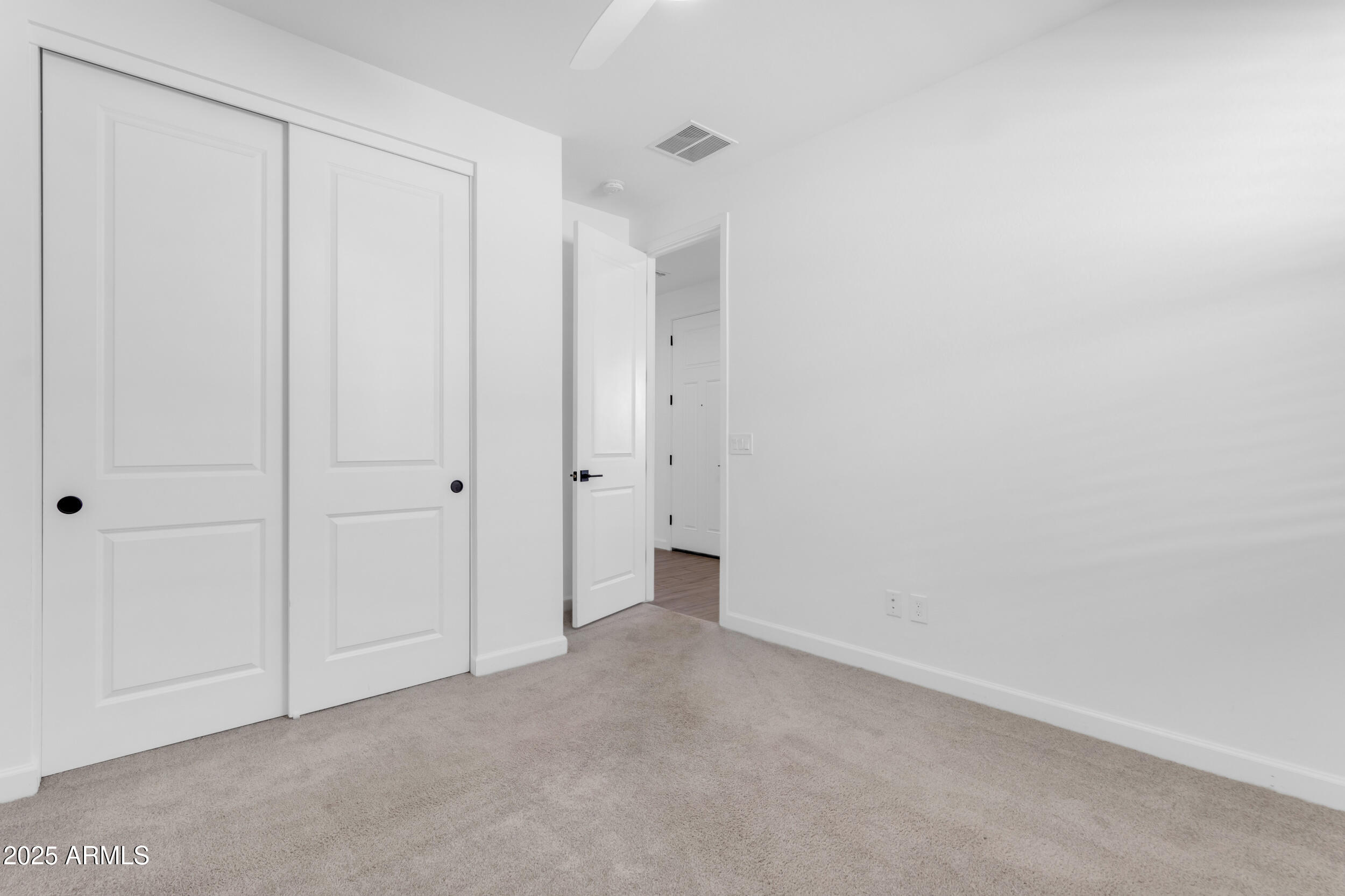 11230 E UPTON Avenue