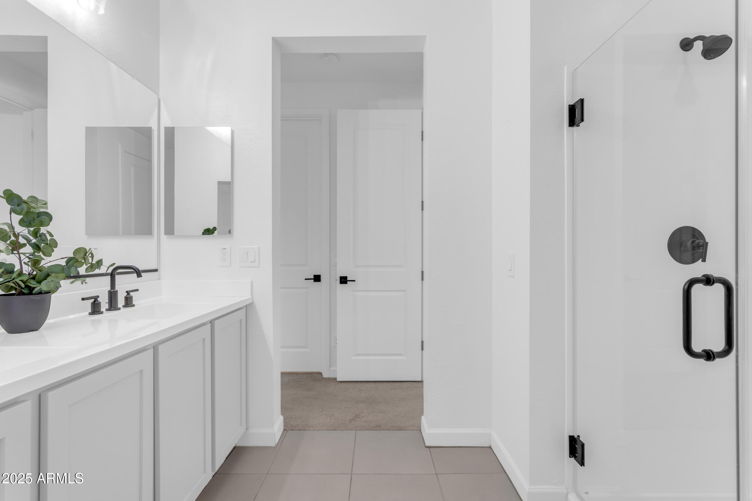 11230 E UPTON Avenue