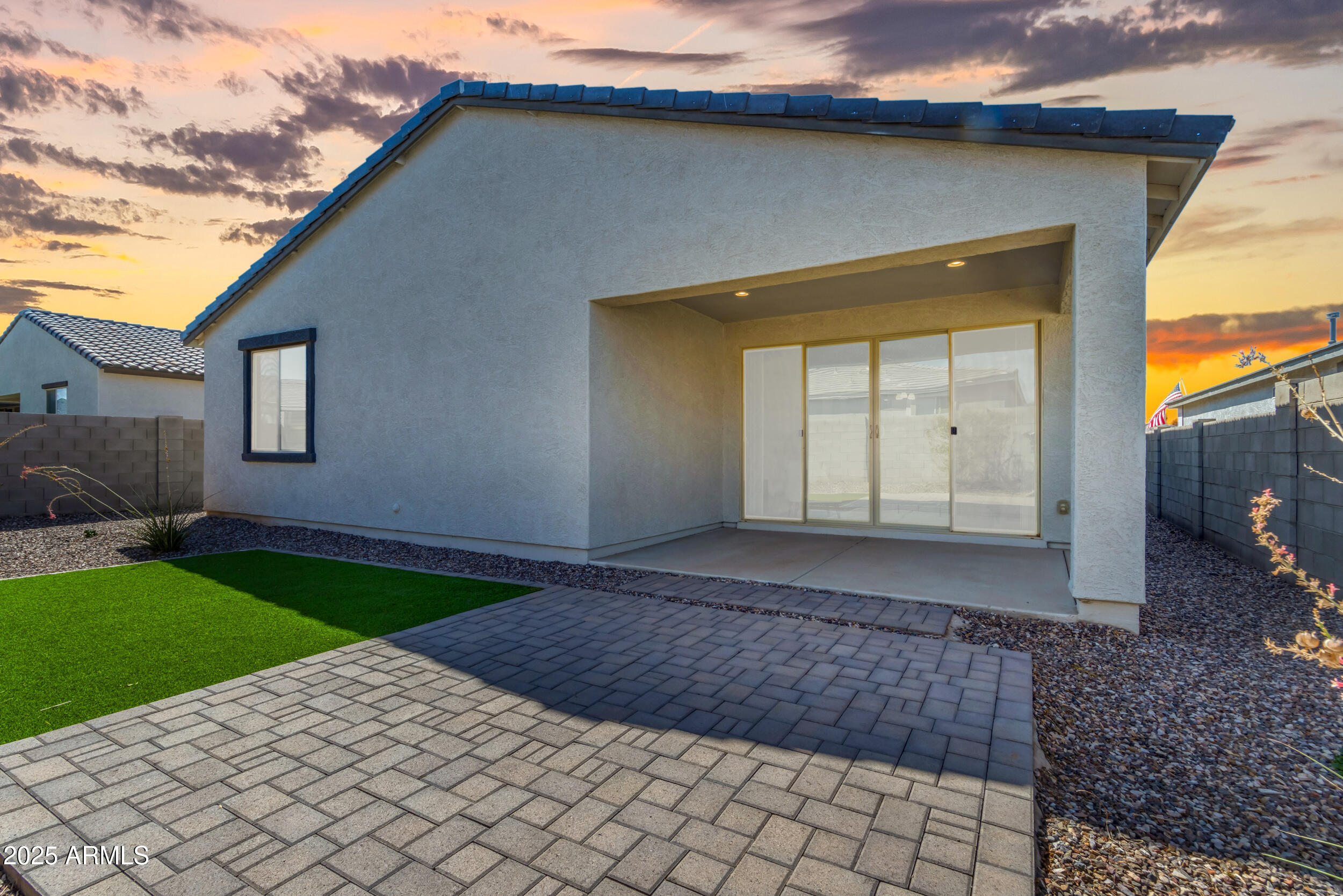 11230 E UPTON Avenue