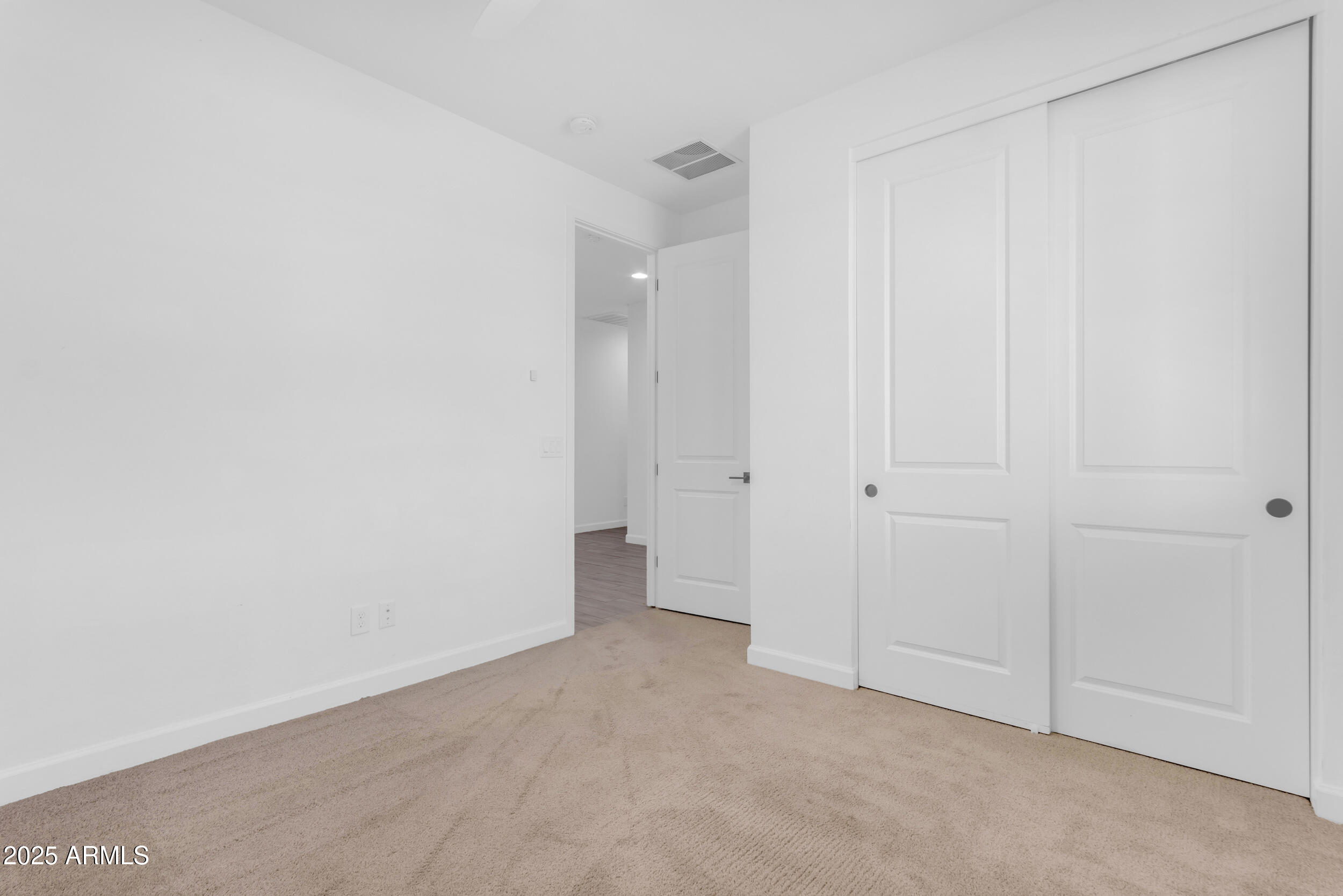 11230 E UPTON Avenue