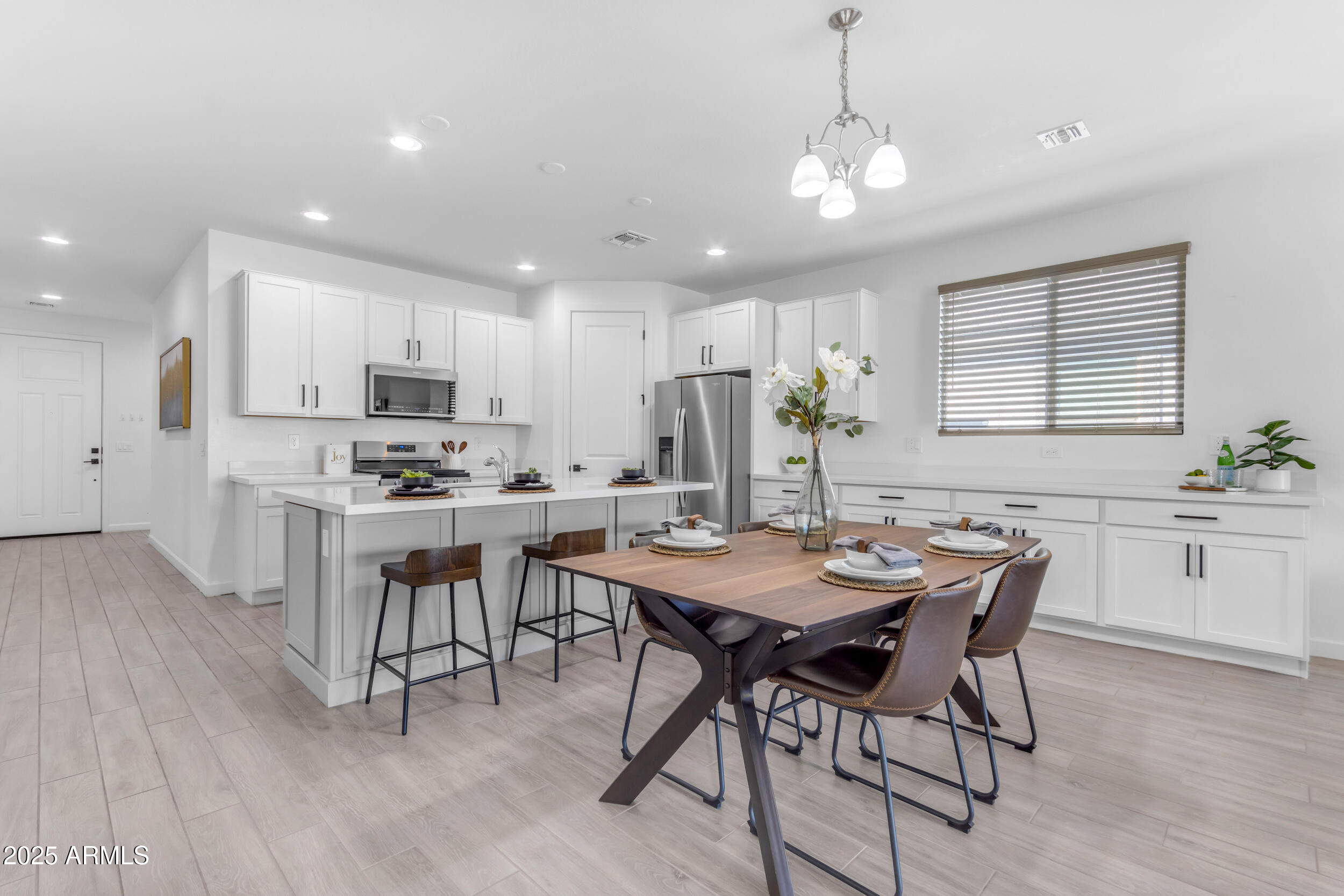 11230 E UPTON Avenue