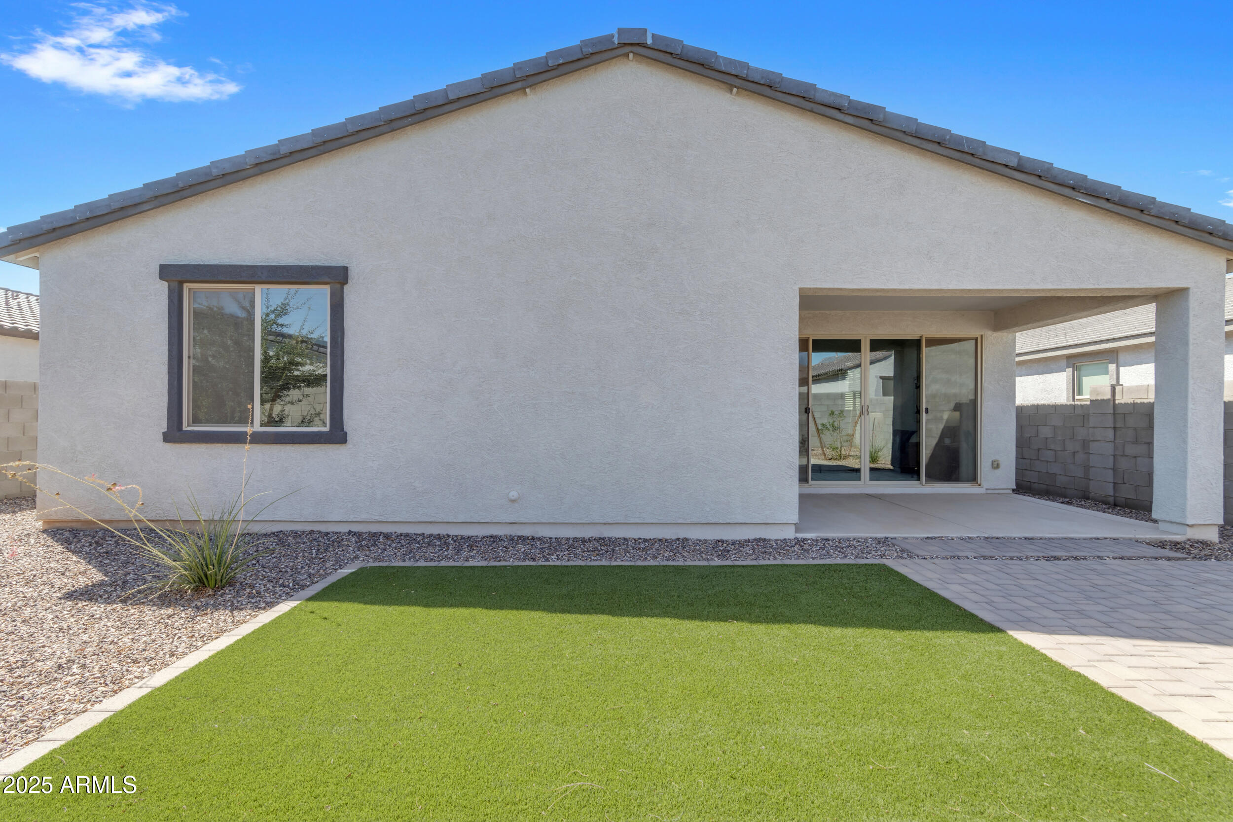 11230 E UPTON Avenue