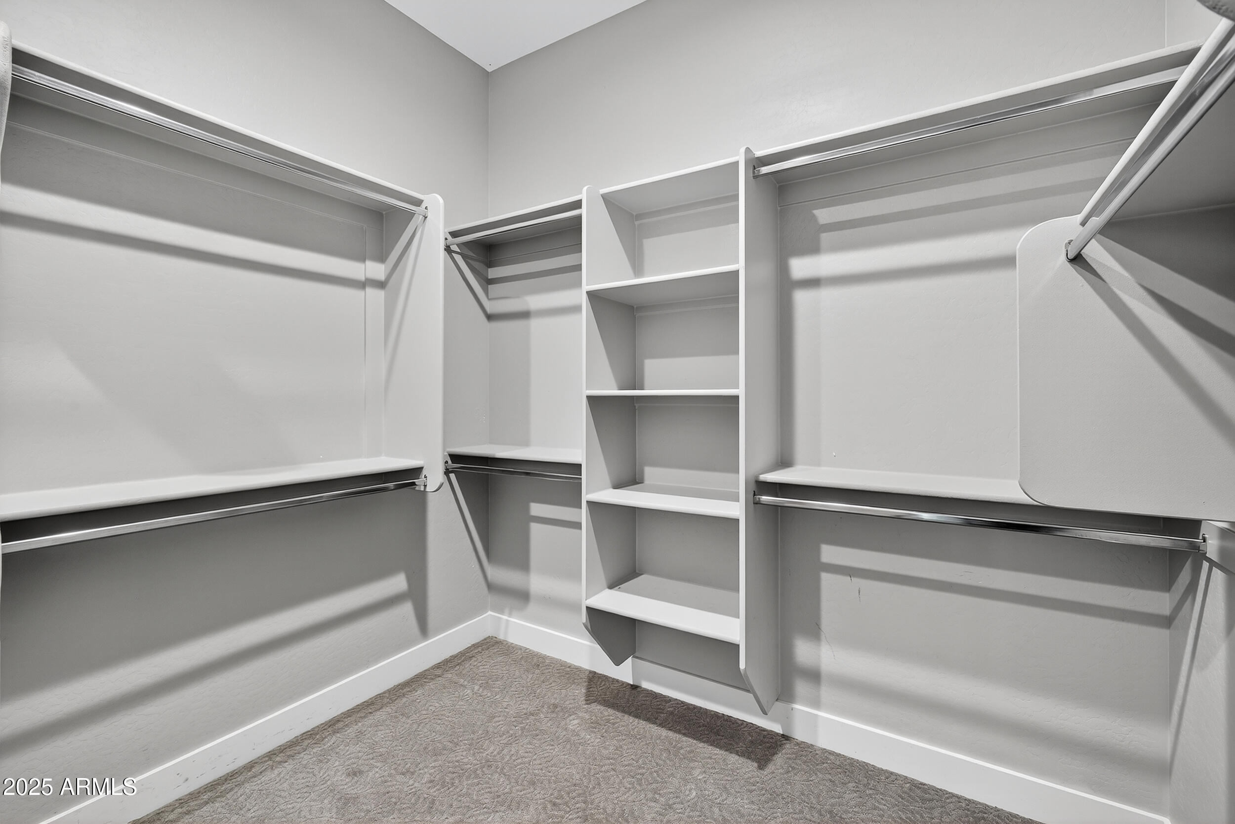 1078 W PAGODA Avenue