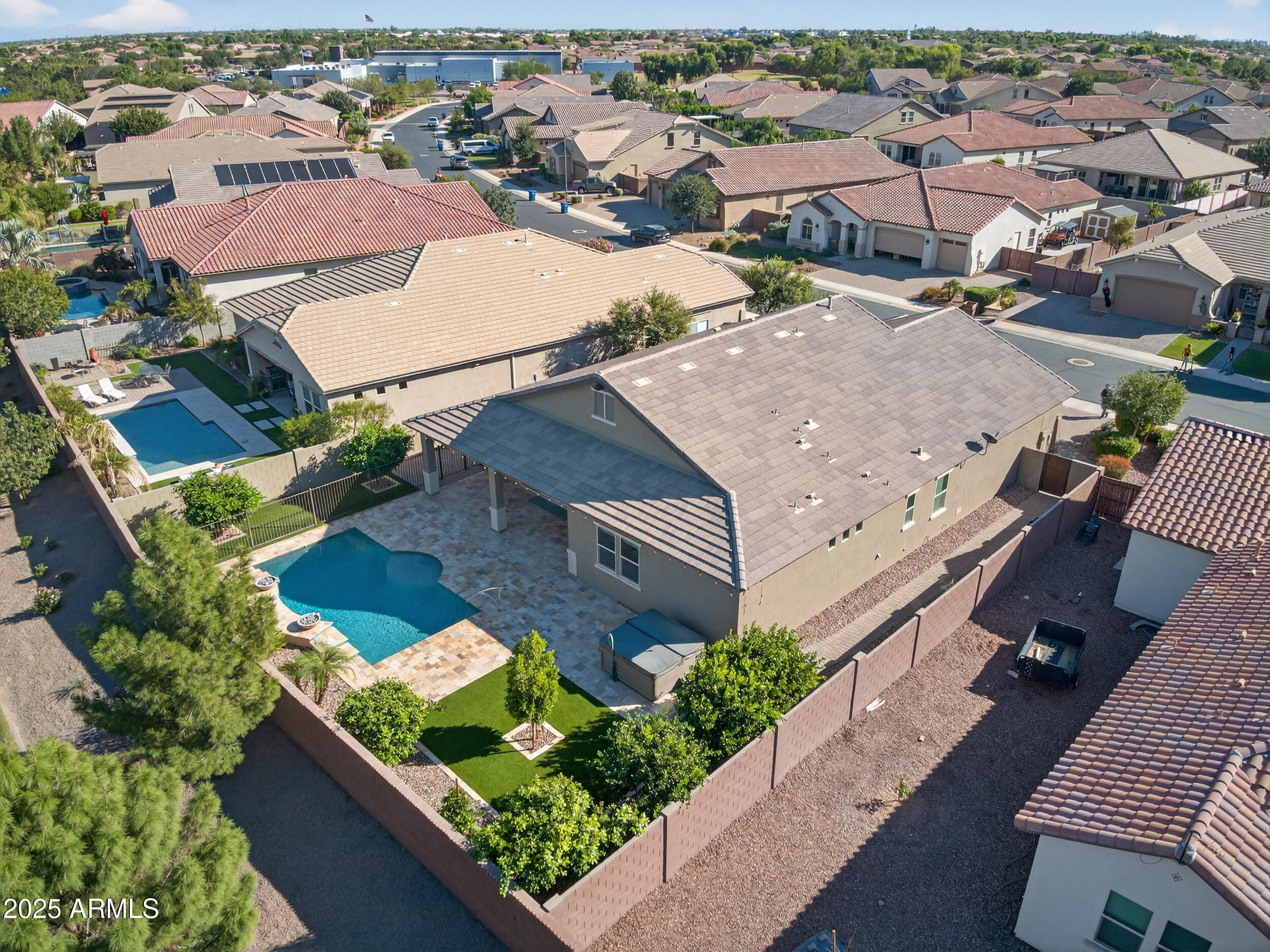 1078 W PAGODA Avenue