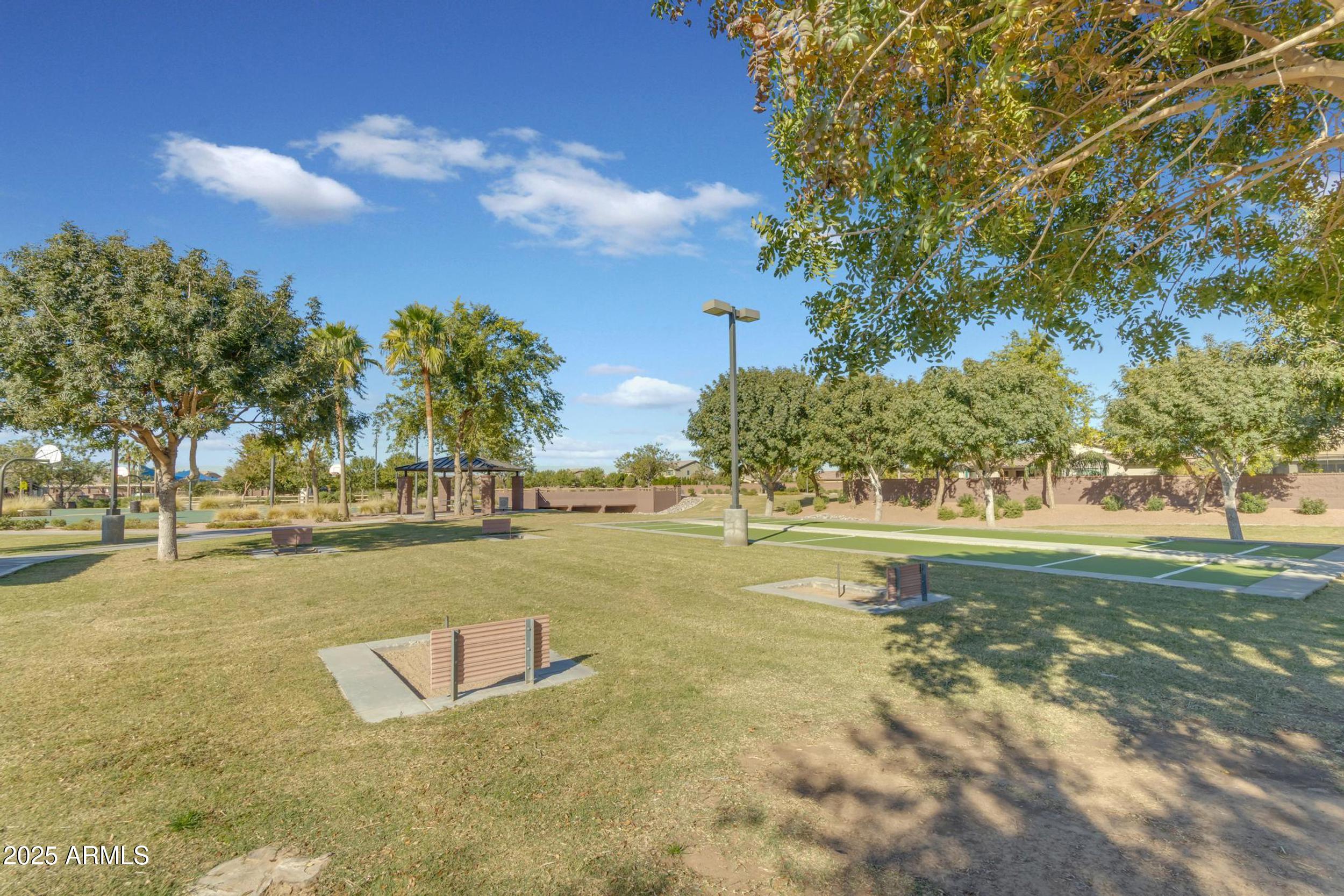 1078 W PAGODA Avenue