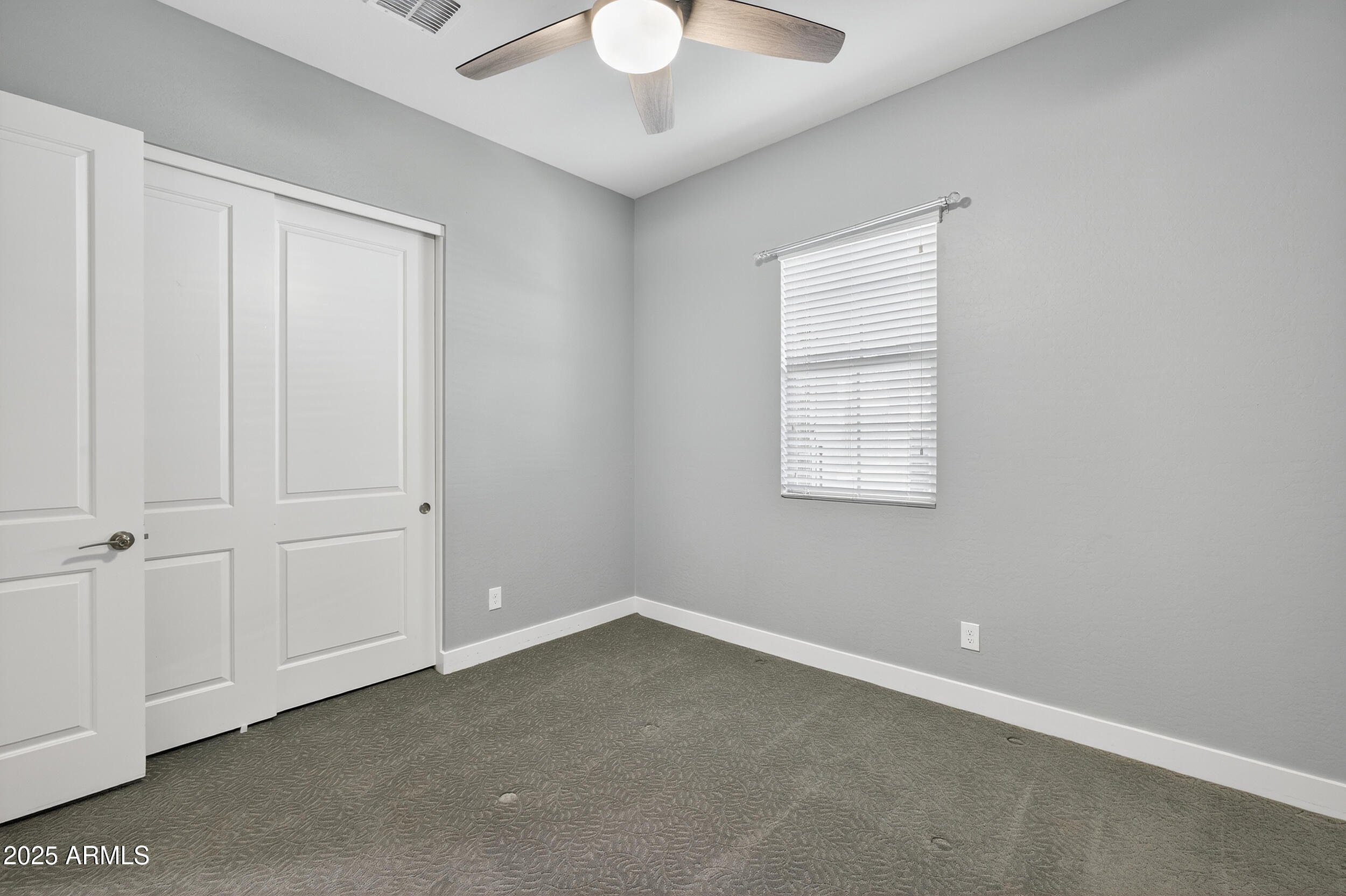 1078 W PAGODA Avenue