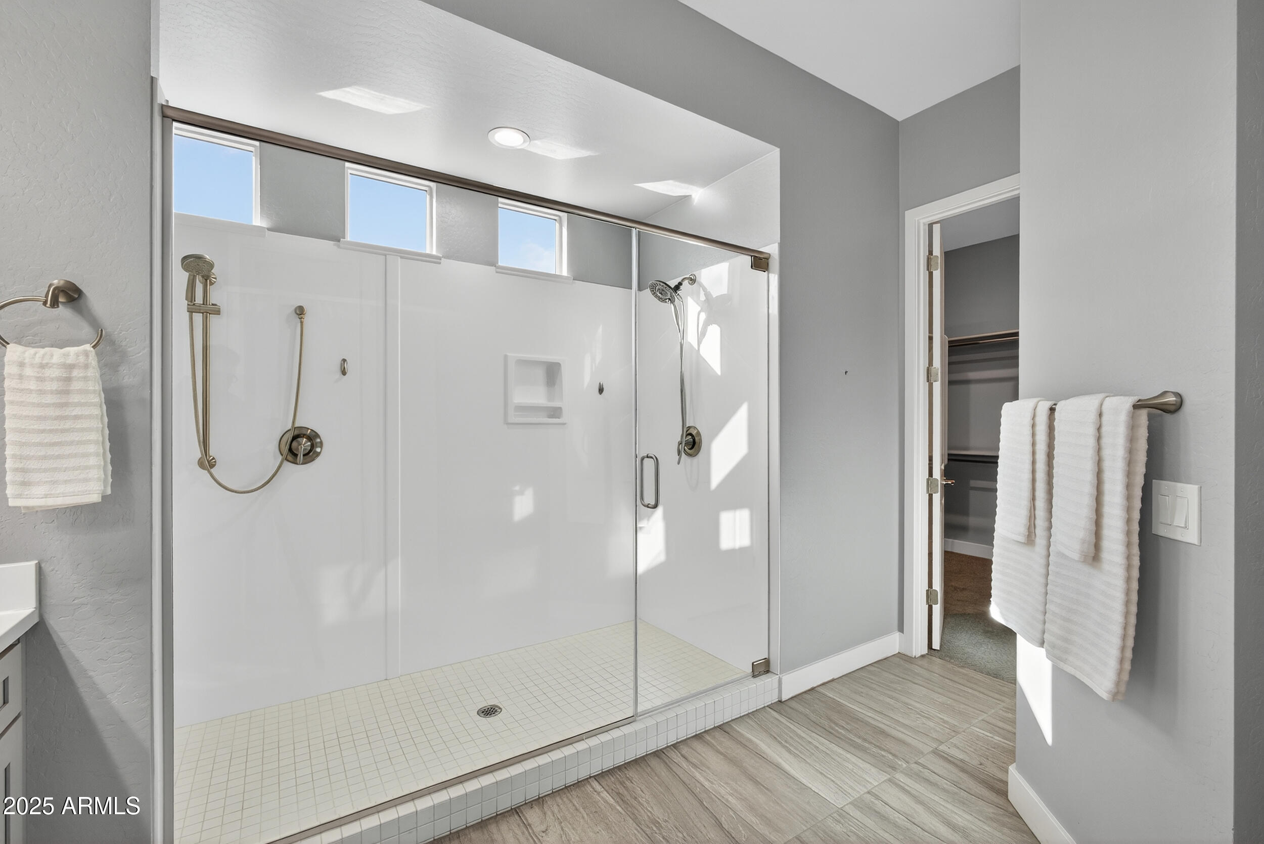 1078 W PAGODA Avenue