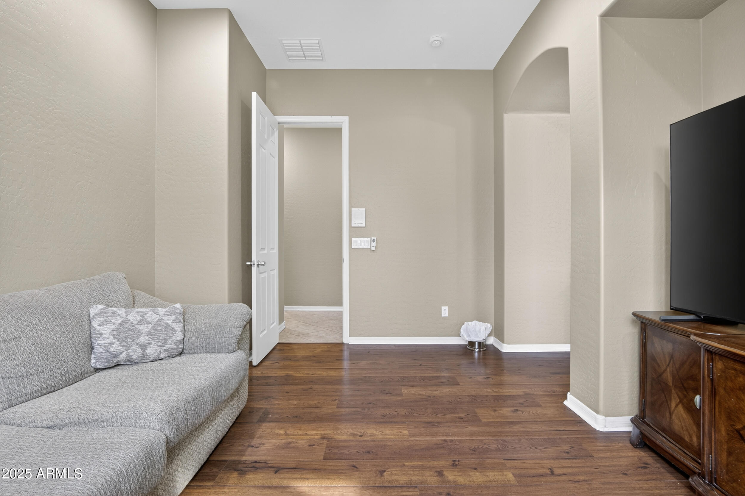 1937 E VICTORIA Street, Chandler