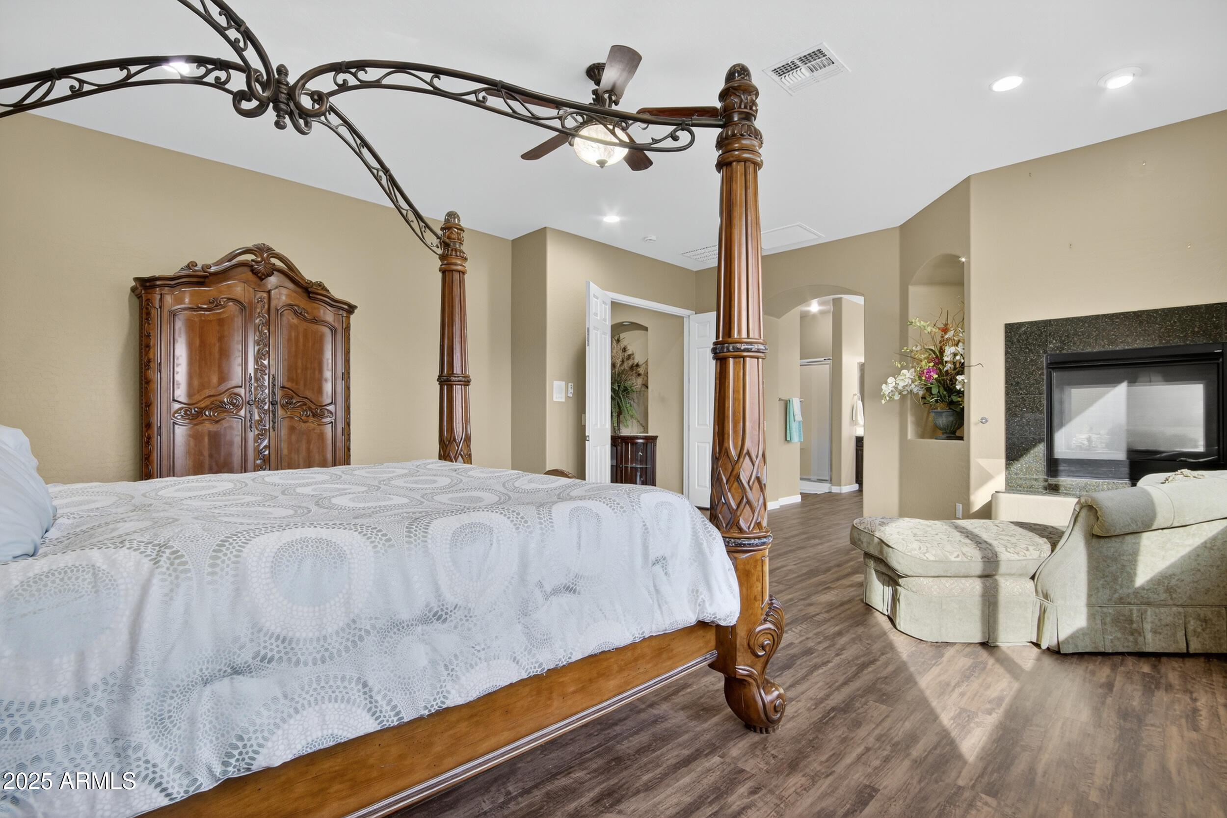 1937 E VICTORIA Street, Chandler