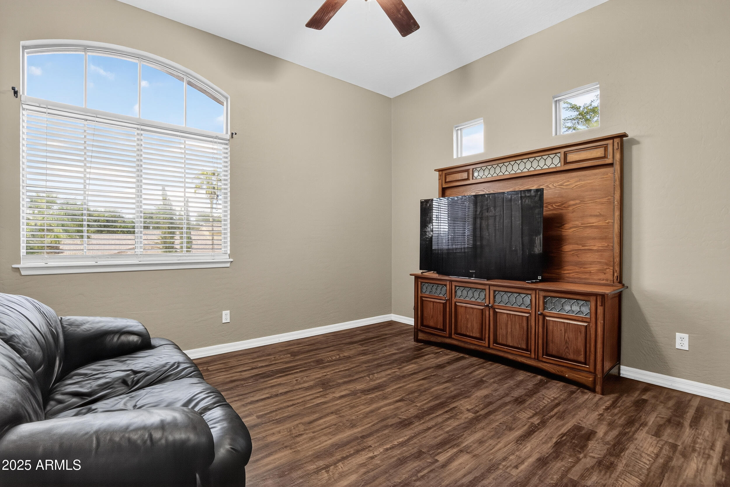 1937 E VICTORIA Street, Chandler