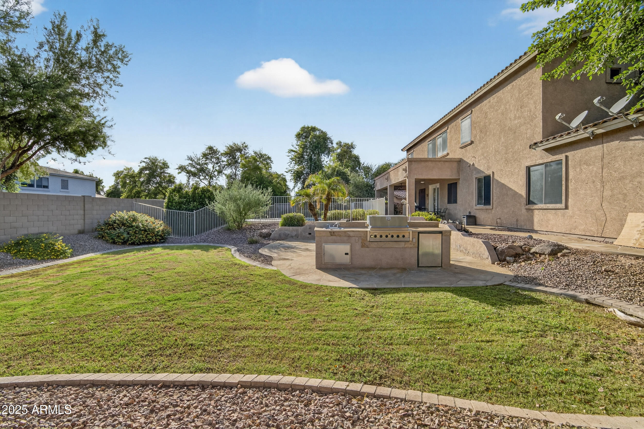 1937 E VICTORIA Street, Chandler