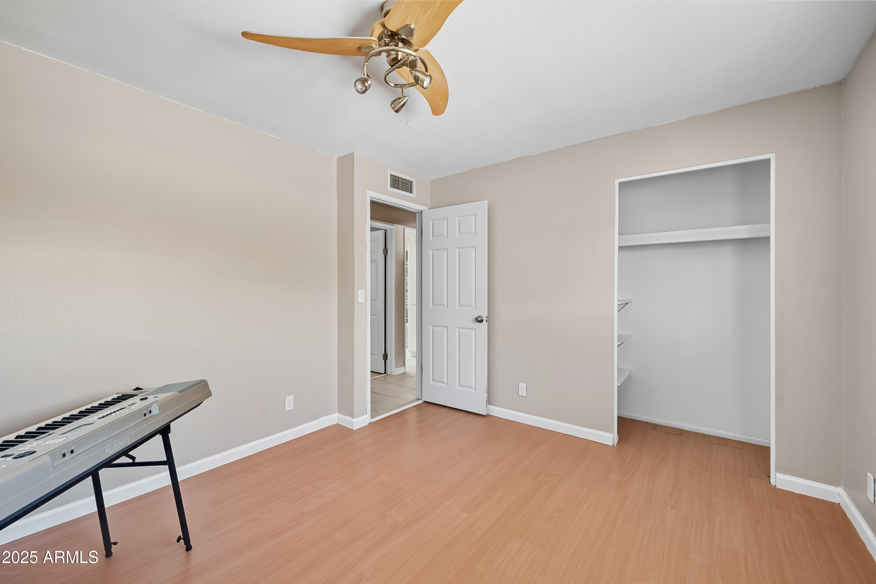 6545 E HEATHER Drive