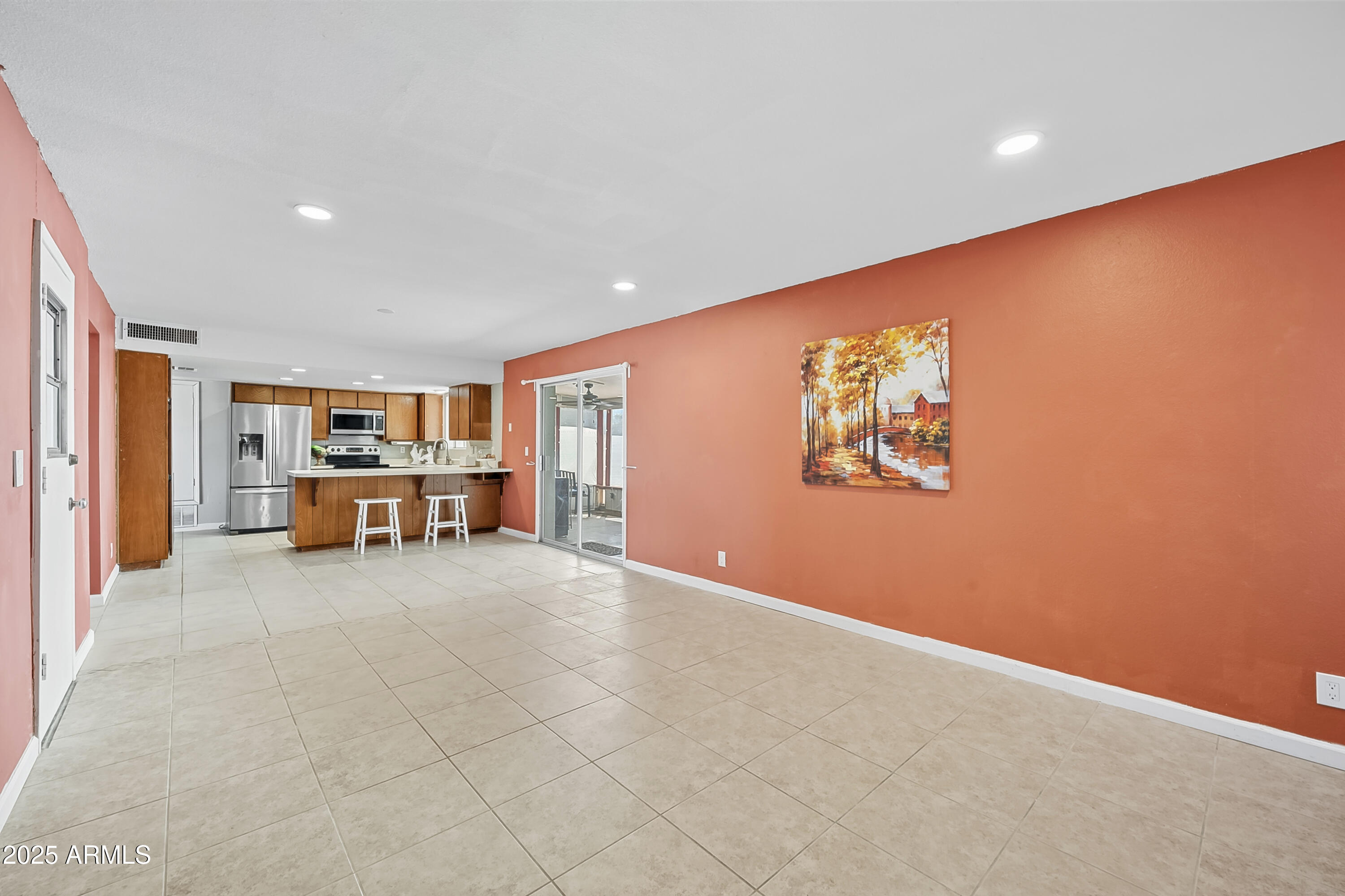 6545 E HEATHER Drive