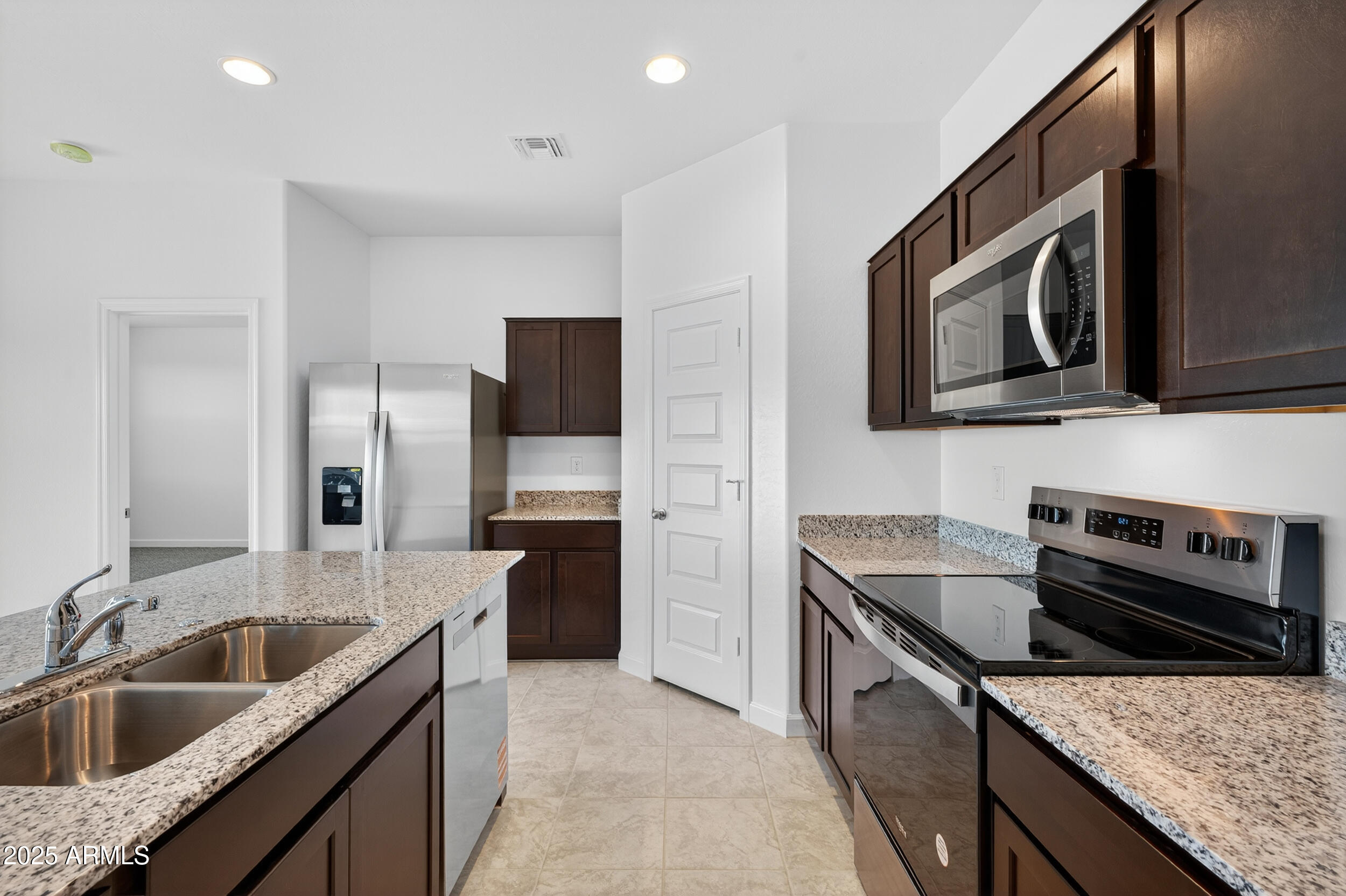 30266 N ACACIA Drive, Florence