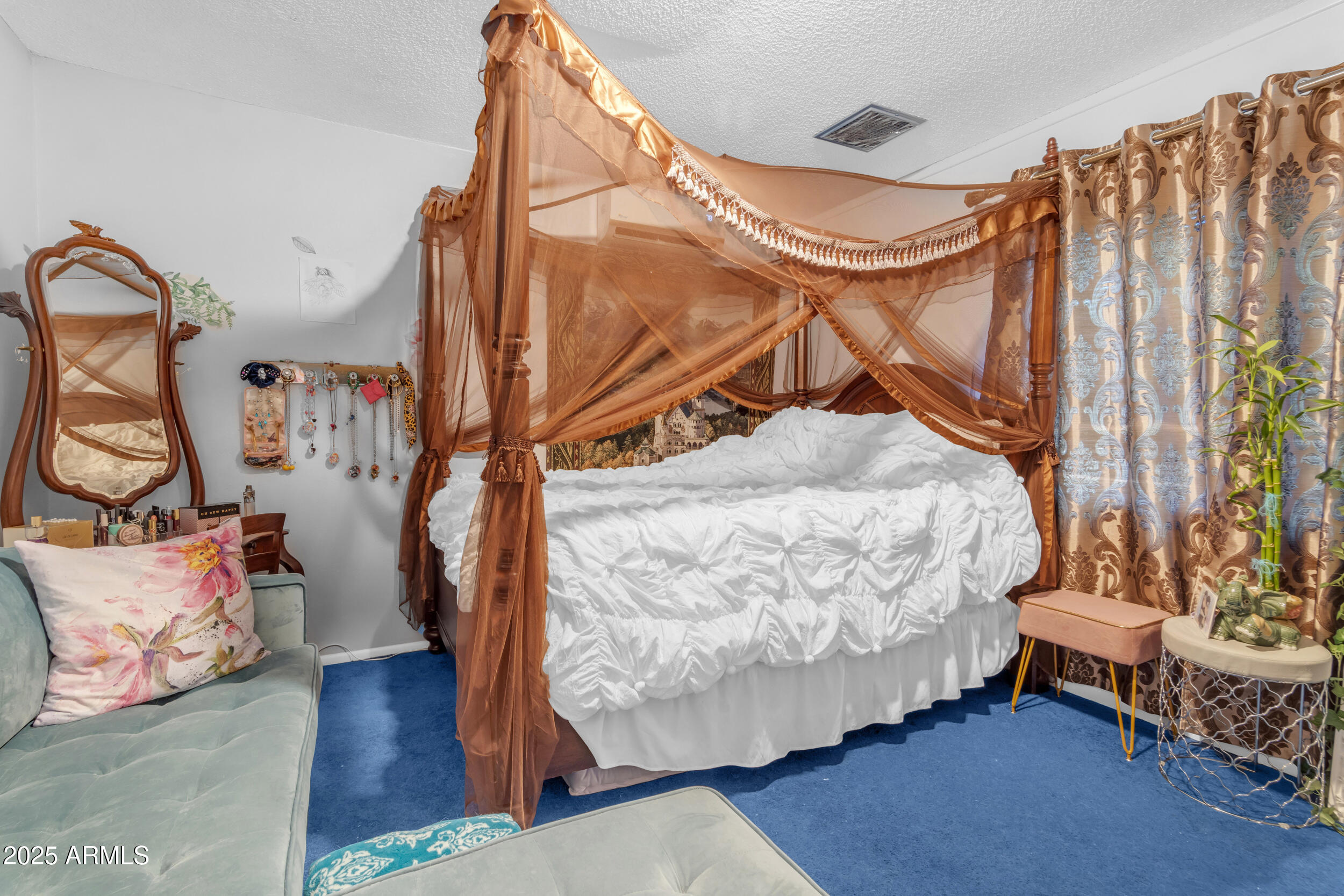 7131 E CHOLLA Street