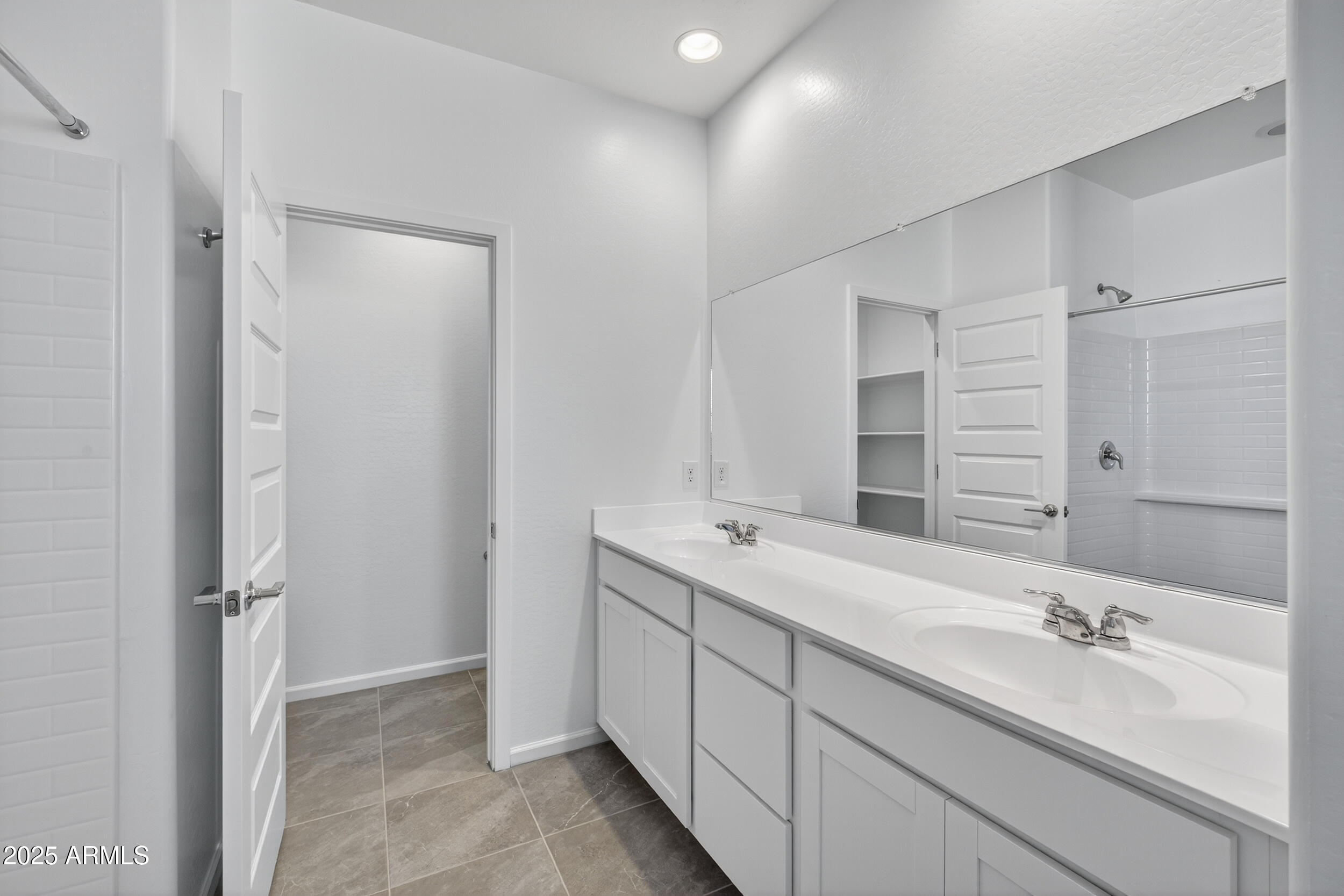 2994 E BARREL RACE Road