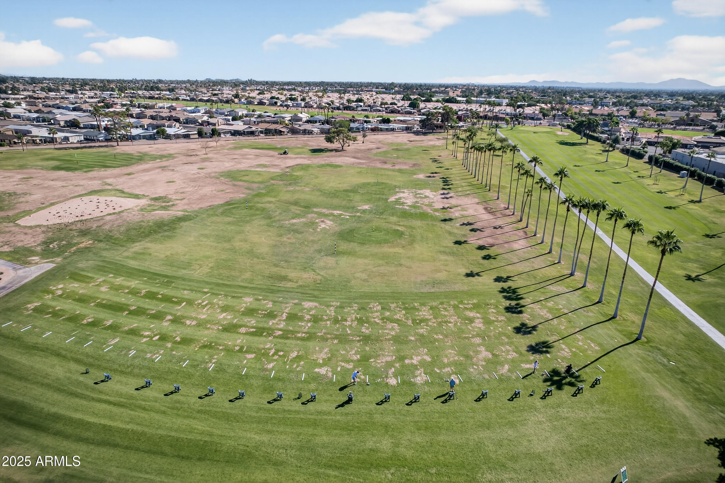 5807 E LEONORA Street