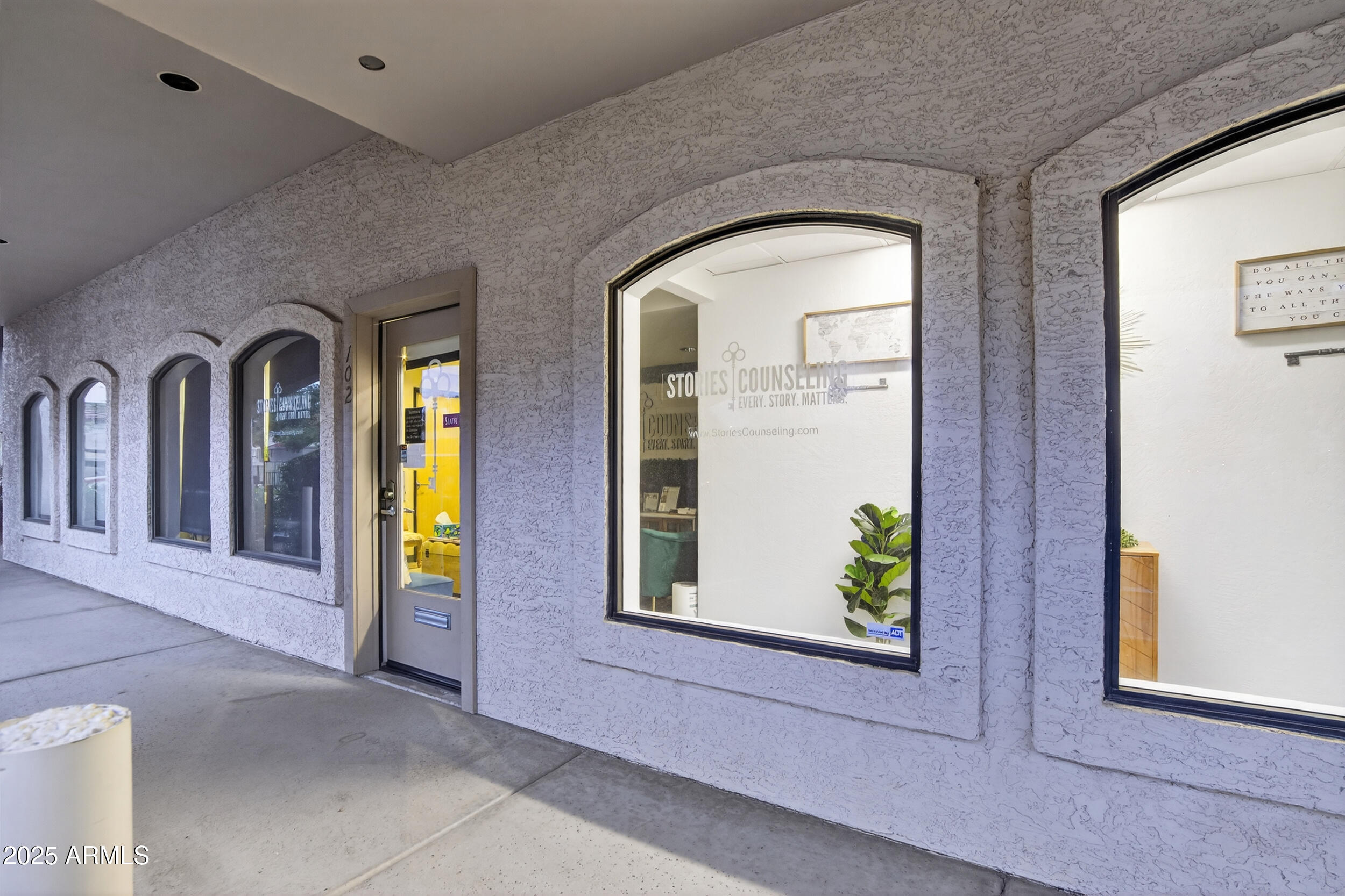 1631 E GUADALUPE Road 102