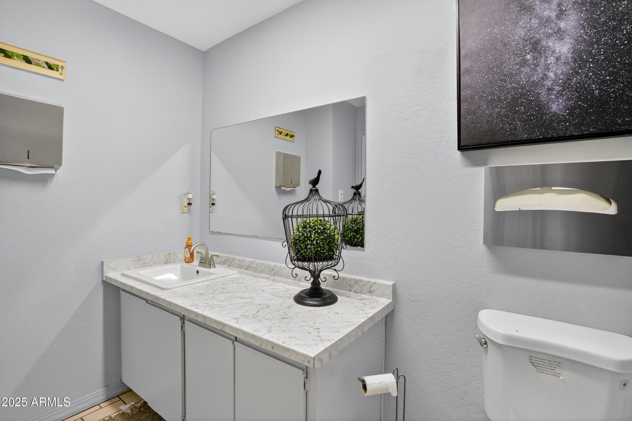 1631 E GUADALUPE Road 102