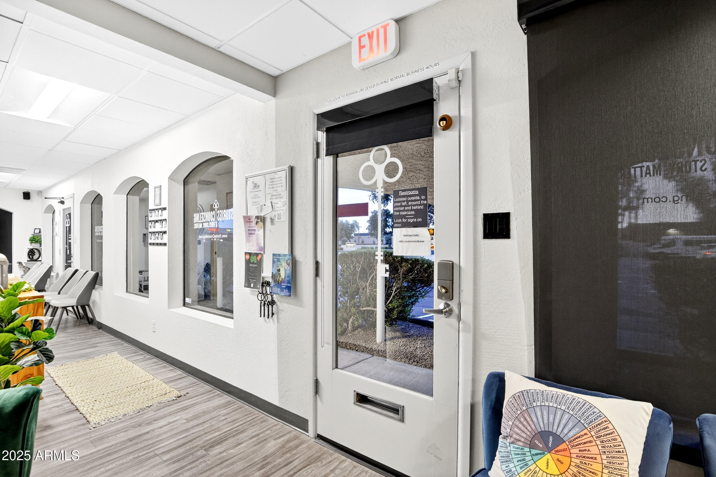 1631 E GUADALUPE Road 102