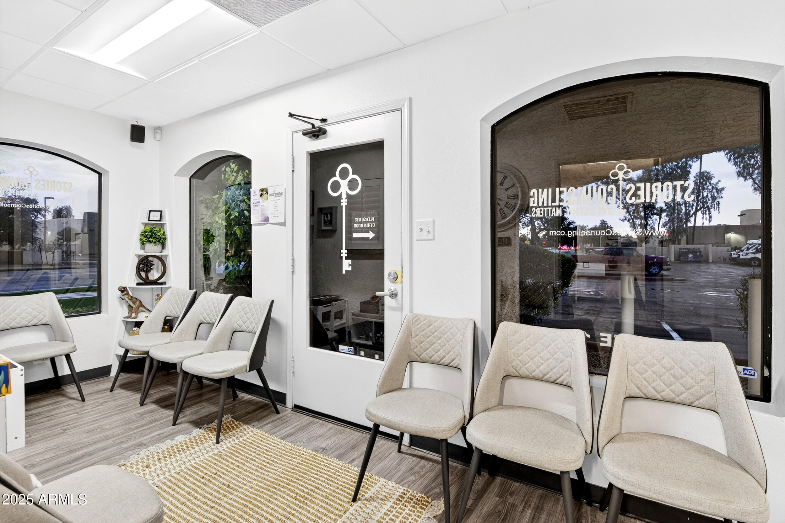 1631 E GUADALUPE Road 102