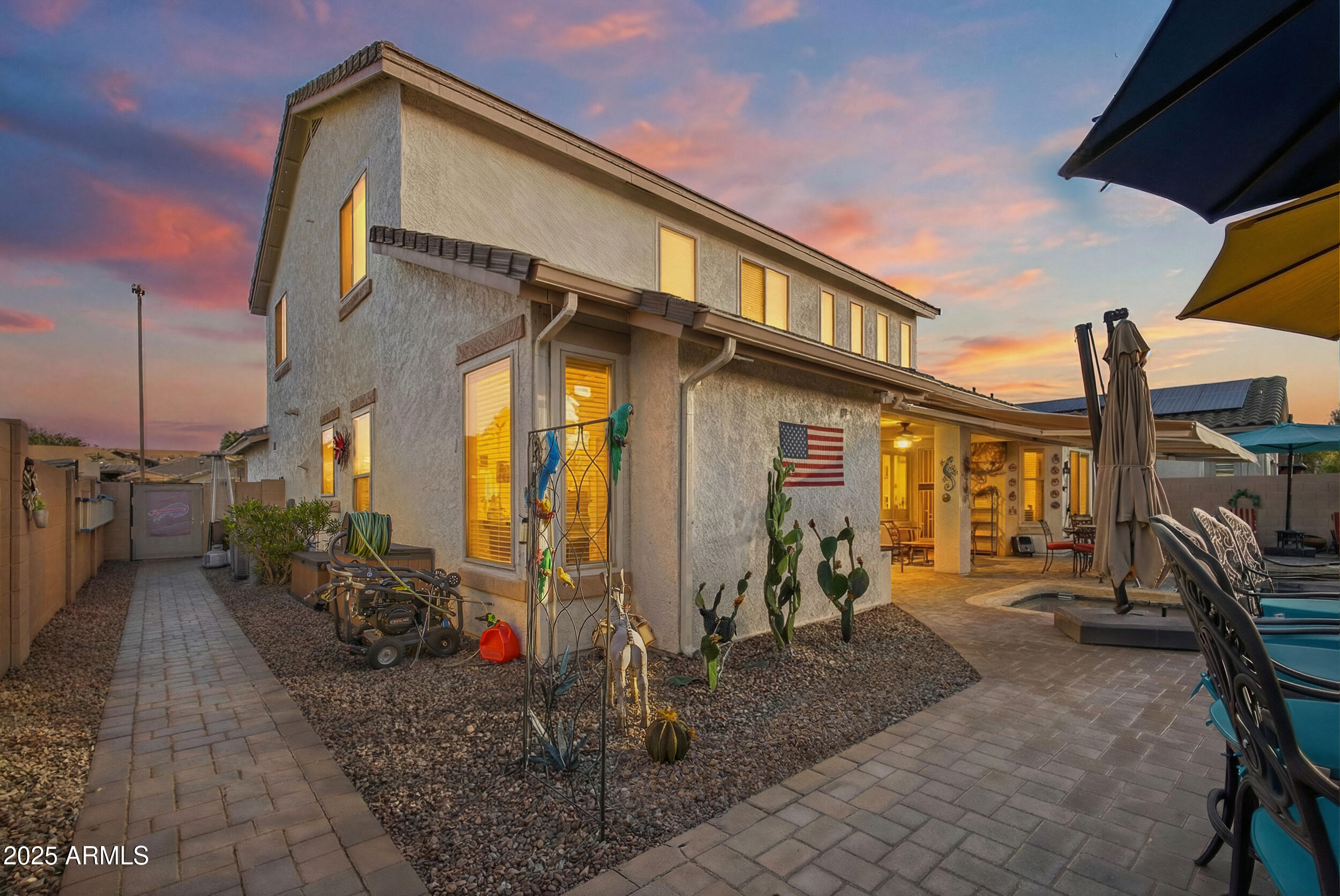 3529 E LOWELL Avenue