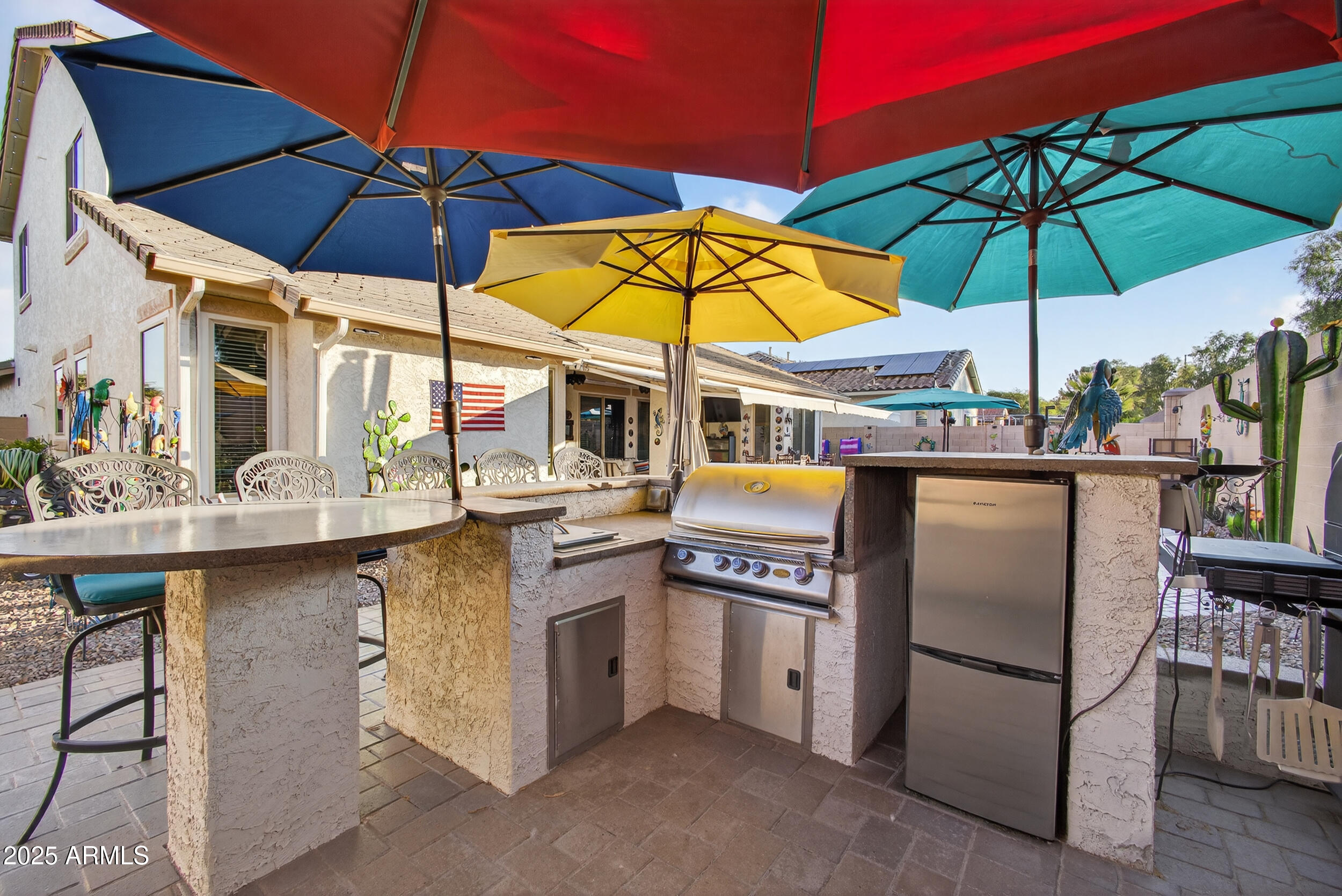 3529 E LOWELL Avenue