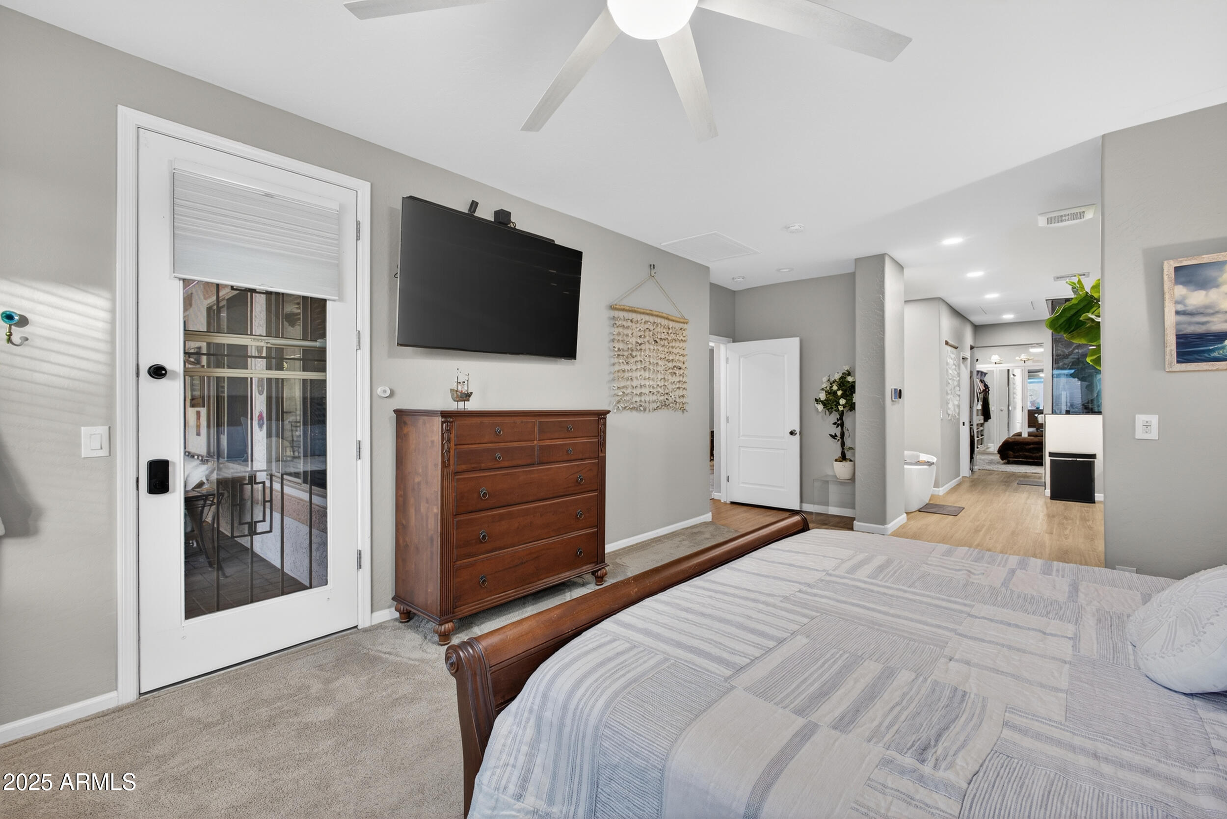 3529 E LOWELL Avenue