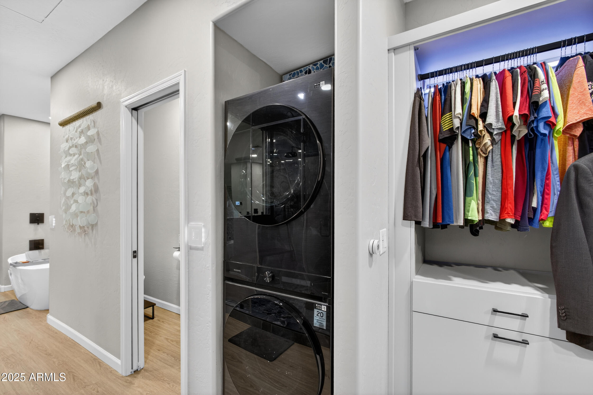 3529 E LOWELL Avenue