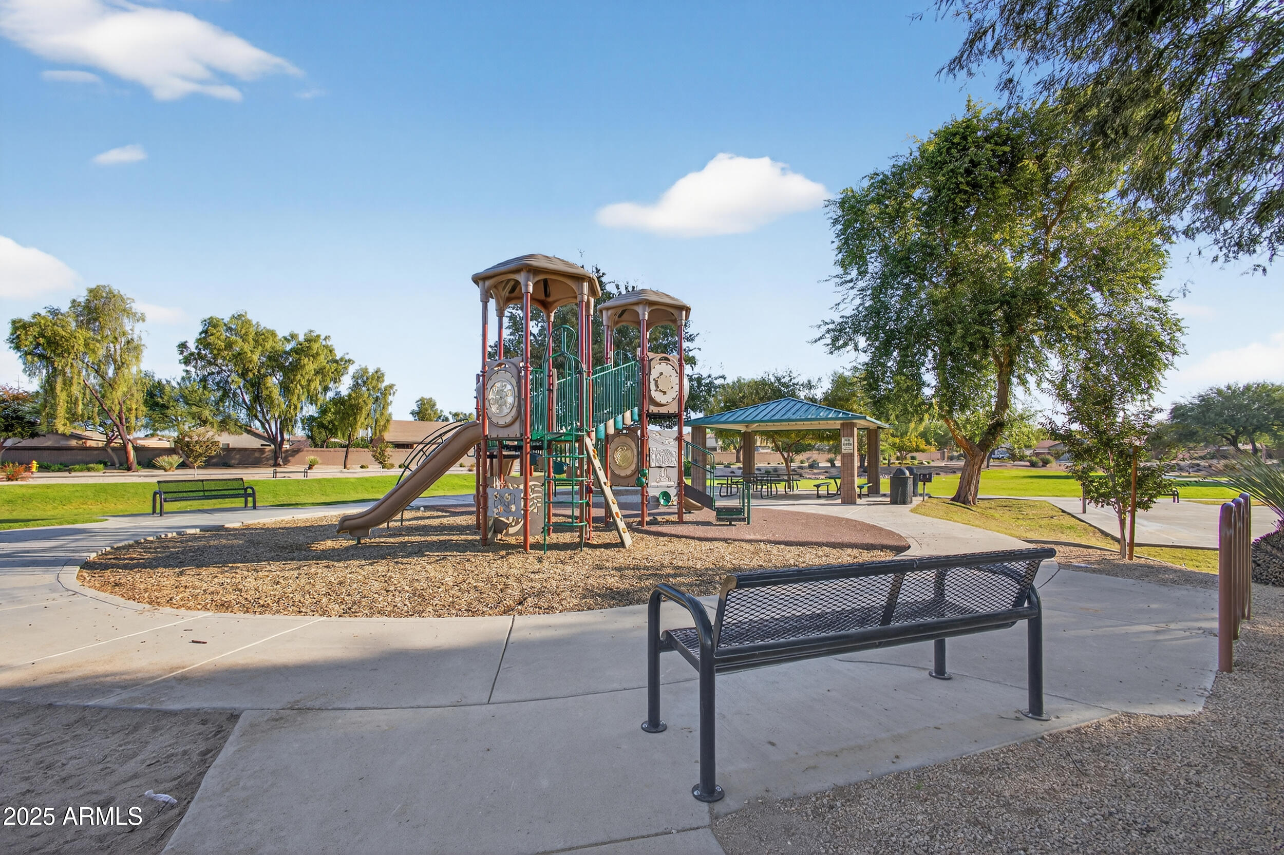 3529 E LOWELL Avenue