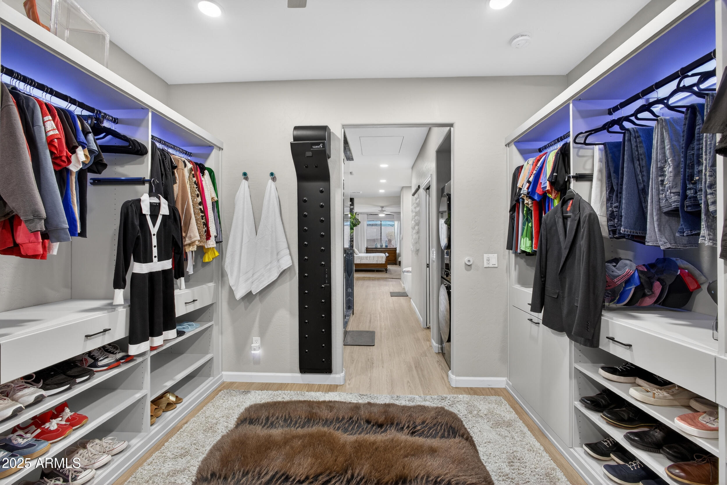 3529 E LOWELL Avenue