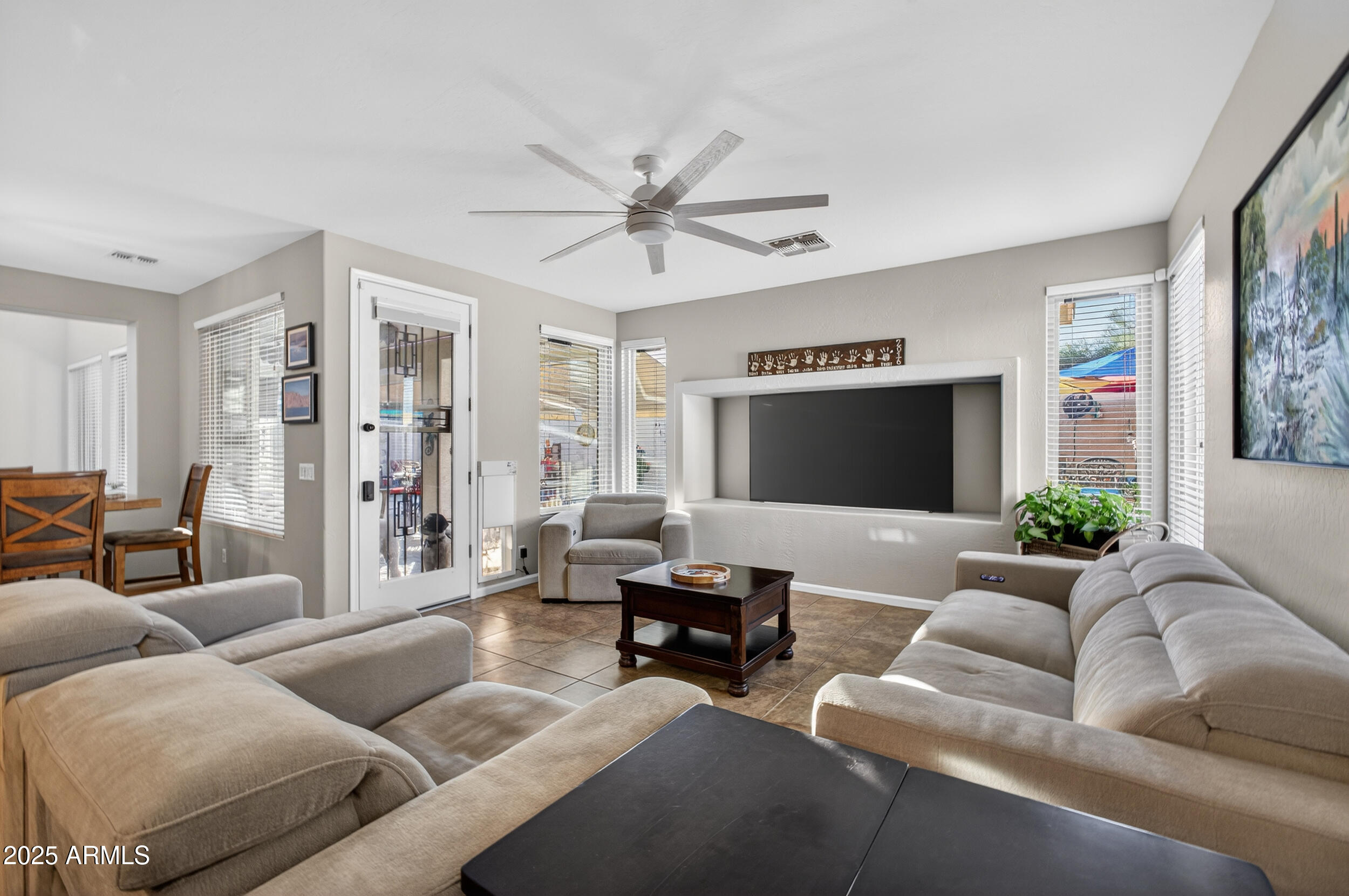 3529 E LOWELL Avenue