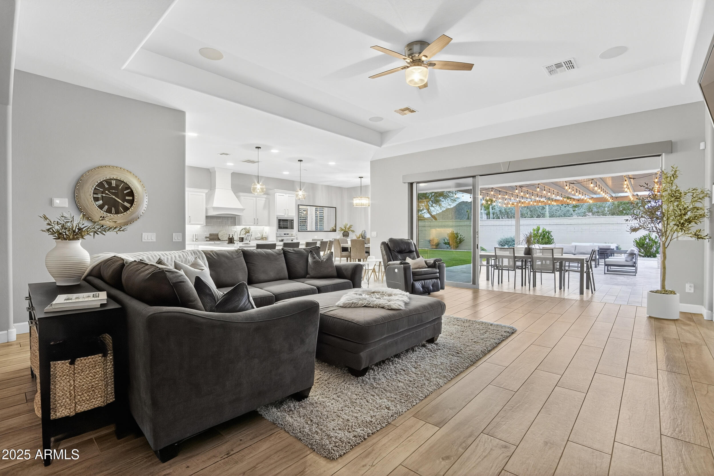 3157 E LA COSTA Court