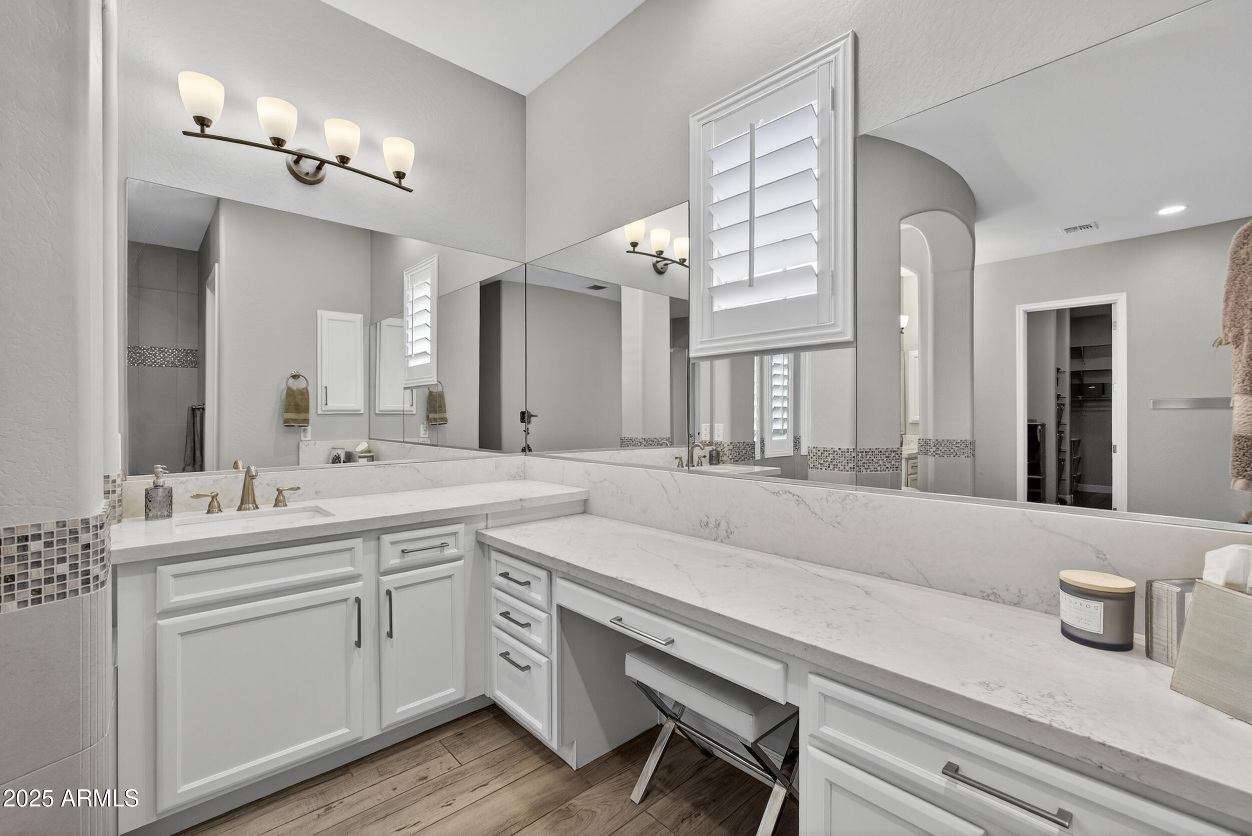 3157 E LA COSTA Court