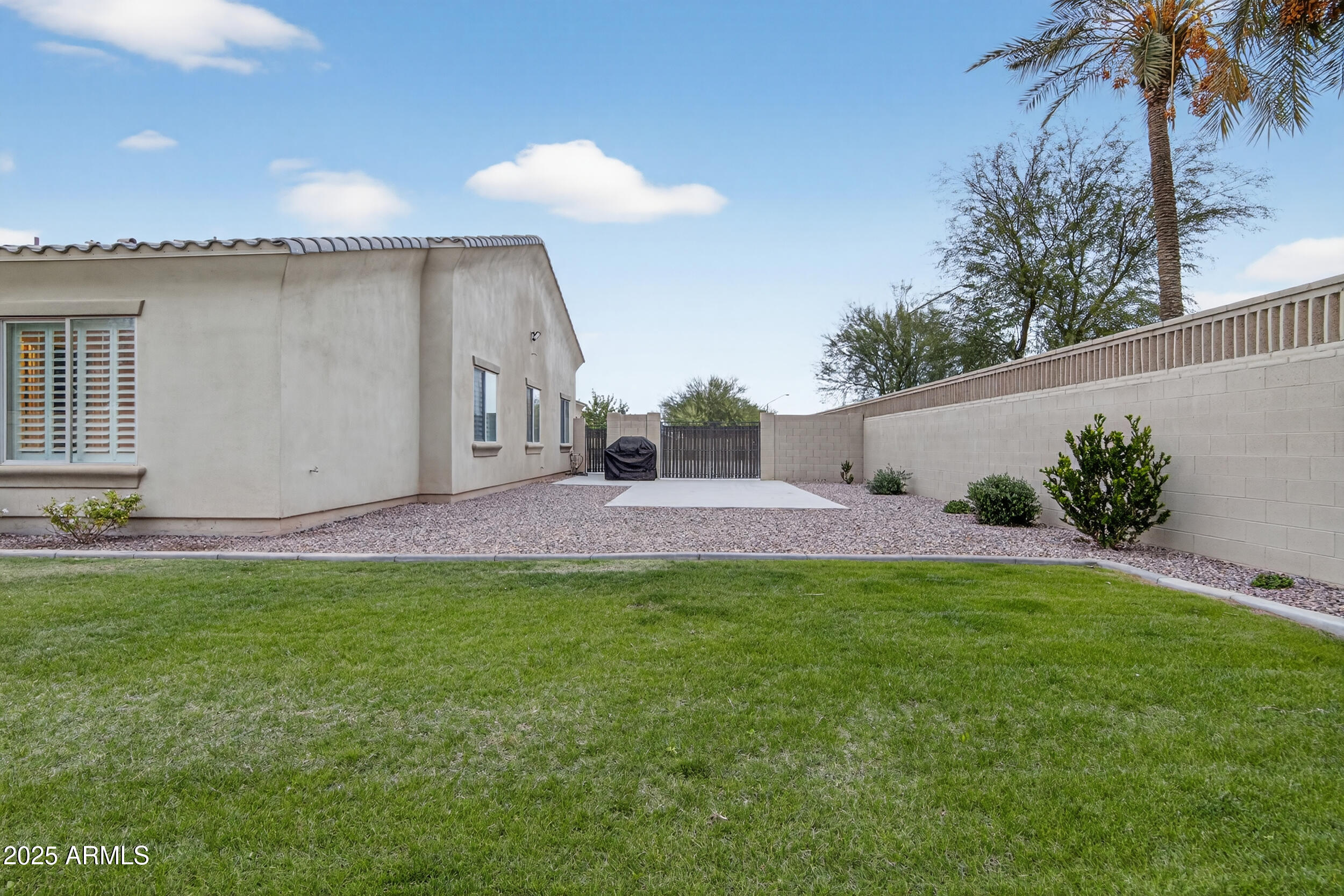 3157 E LA COSTA Court