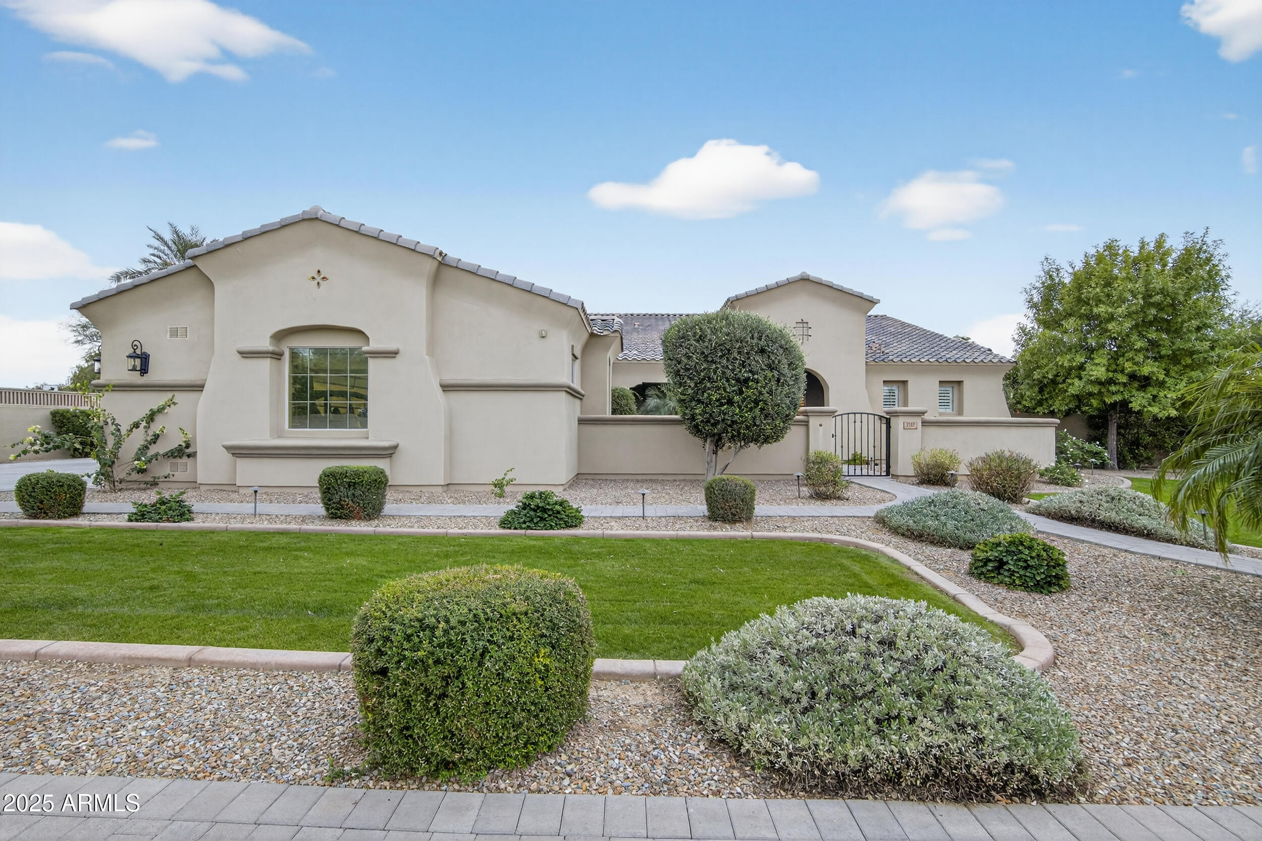 3157 E LA COSTA Court