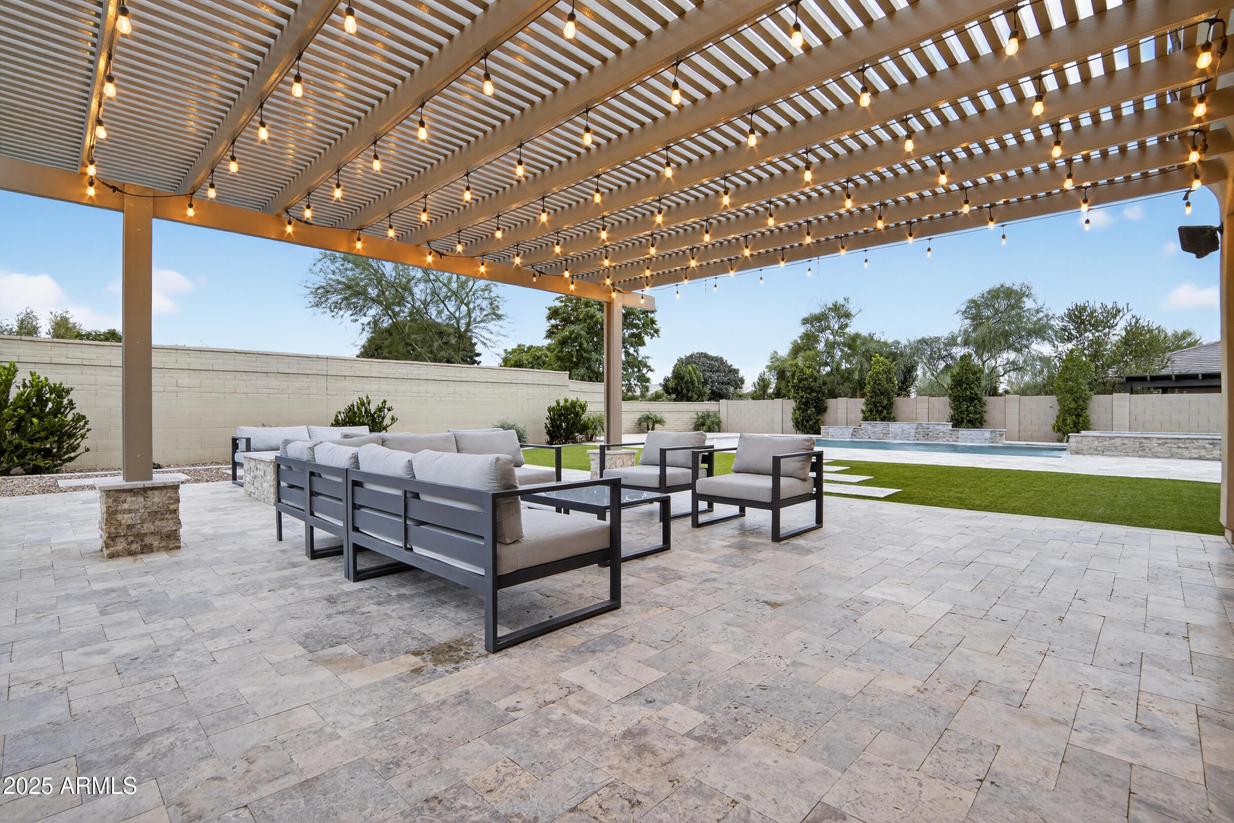 3157 E LA COSTA Court