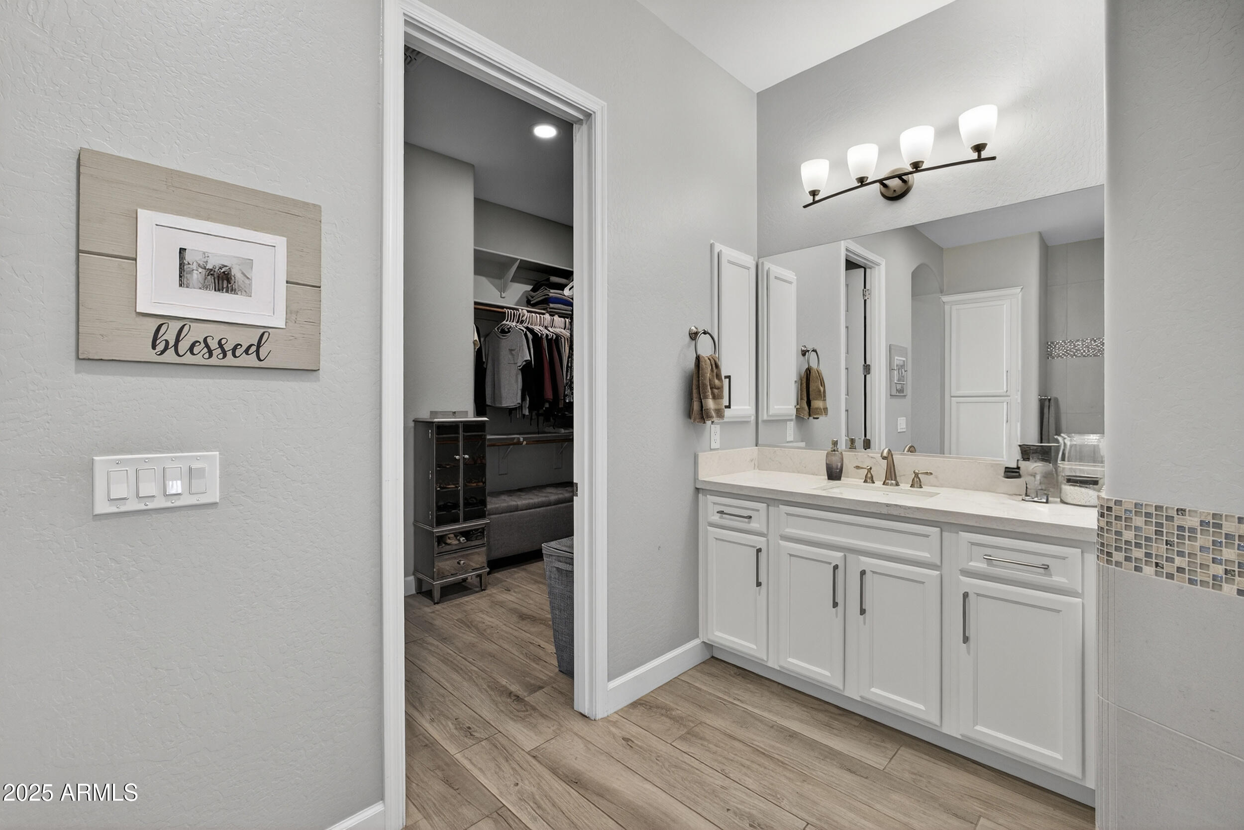 3157 E LA COSTA Court