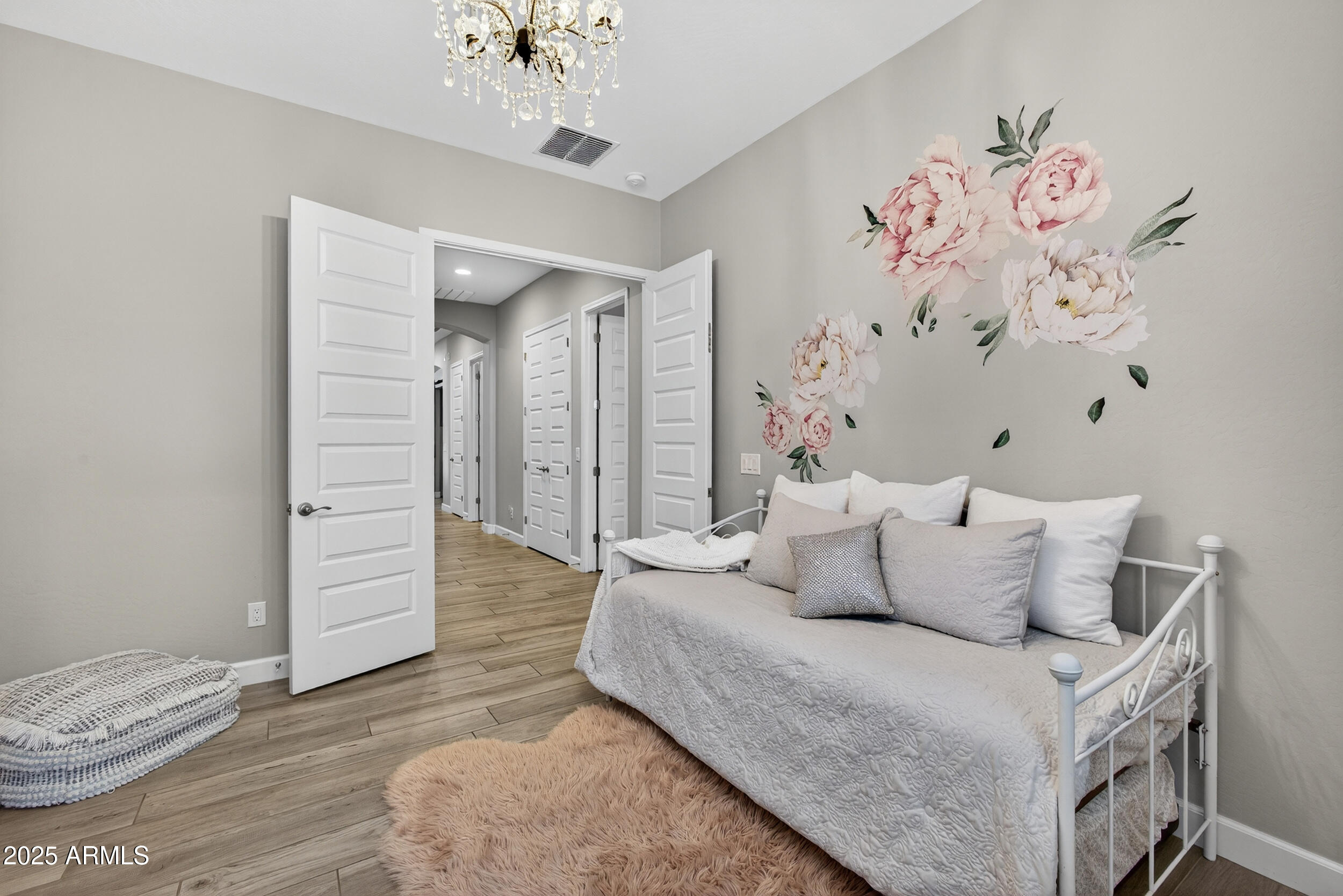 3157 E LA COSTA Court