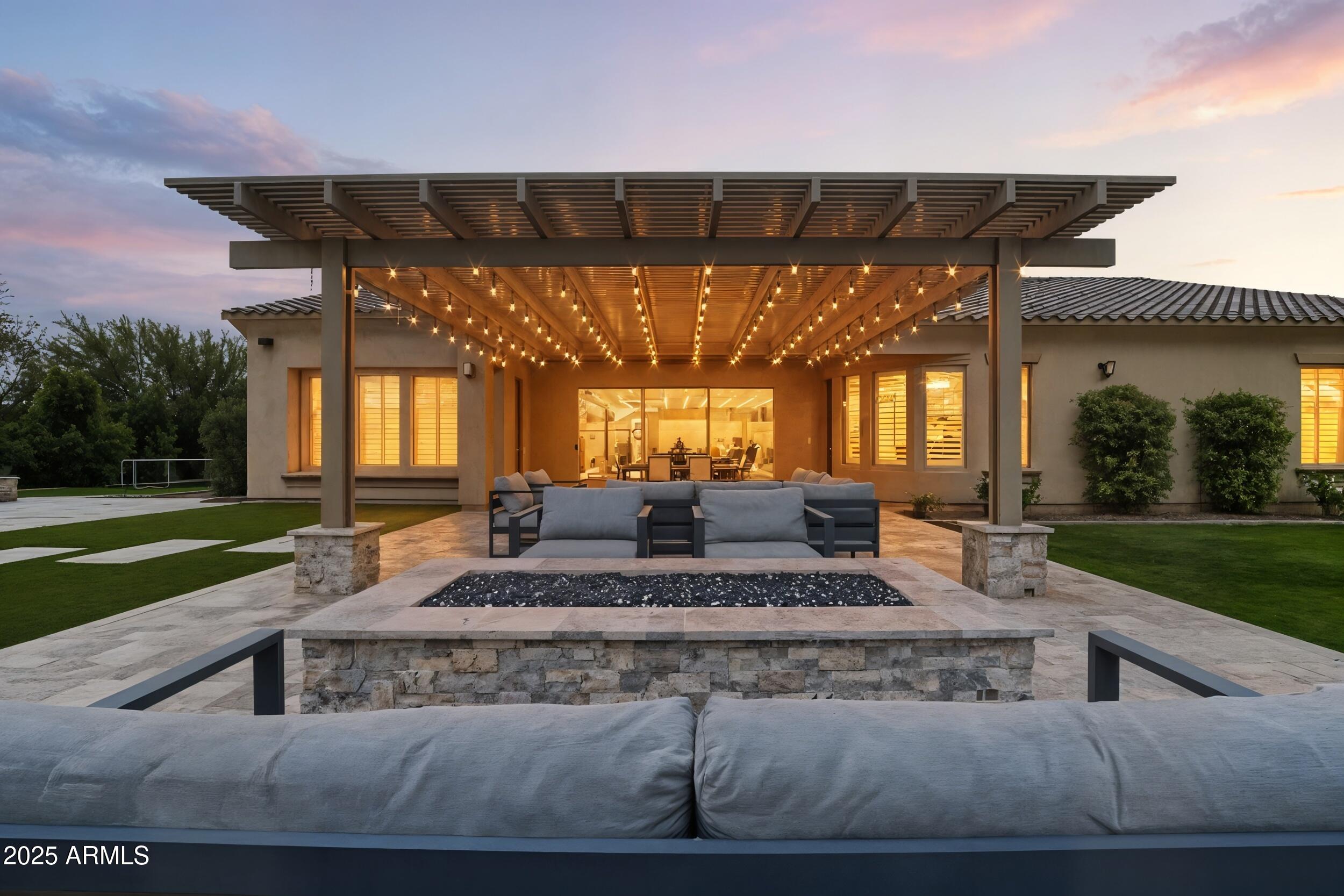 3157 E LA COSTA Court