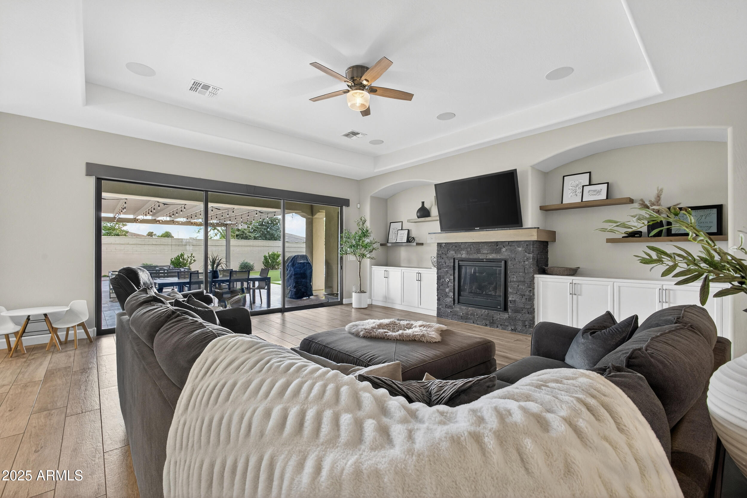 3157 E LA COSTA Court