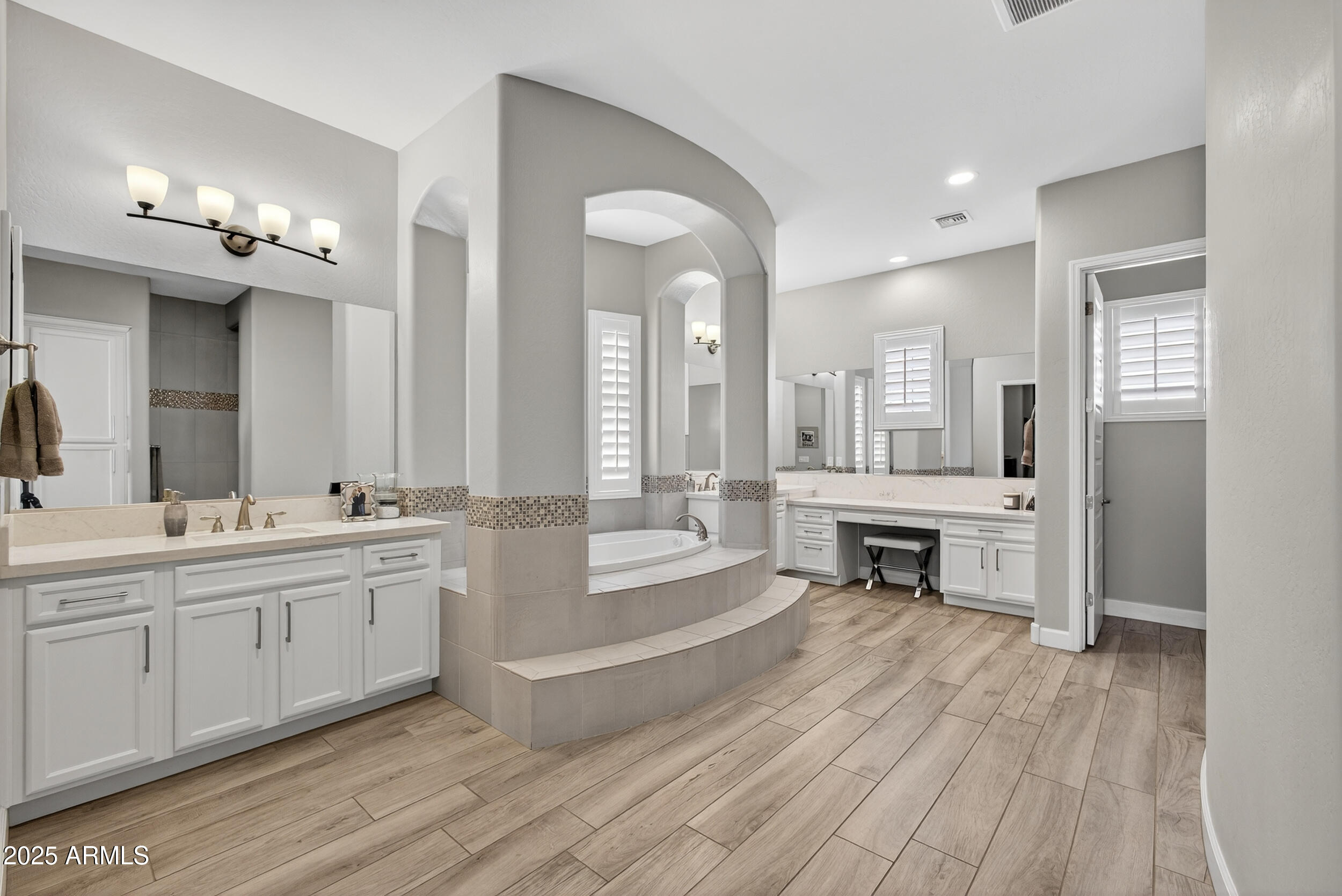 3157 E LA COSTA Court