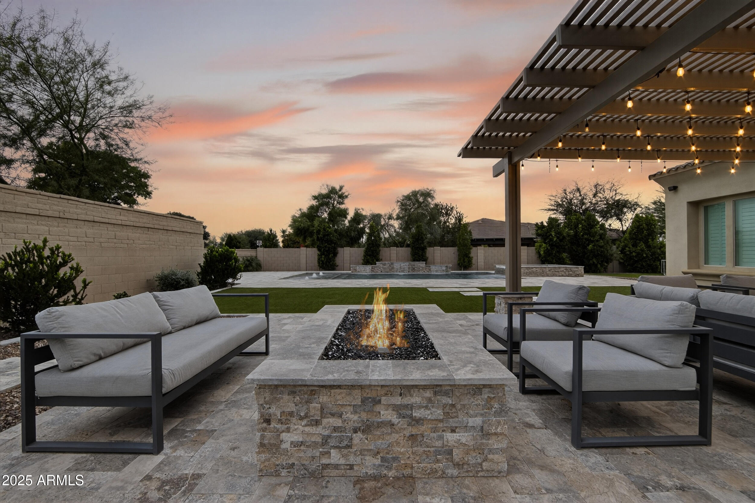 3157 E LA COSTA Court