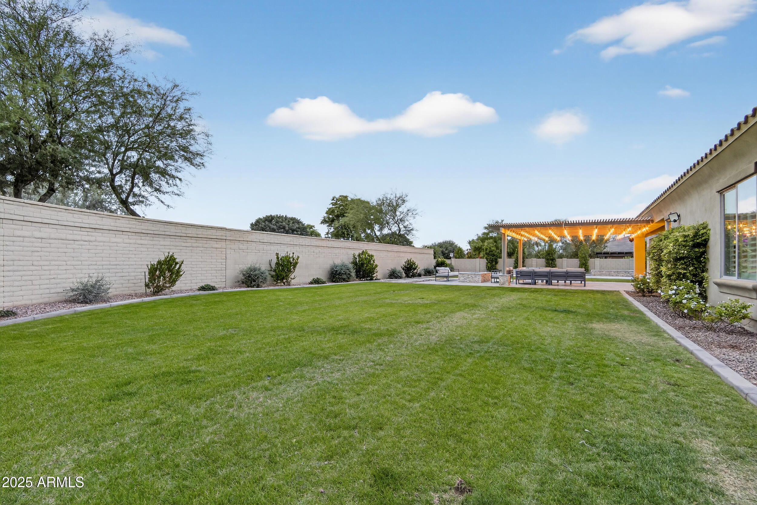 3157 E LA COSTA Court