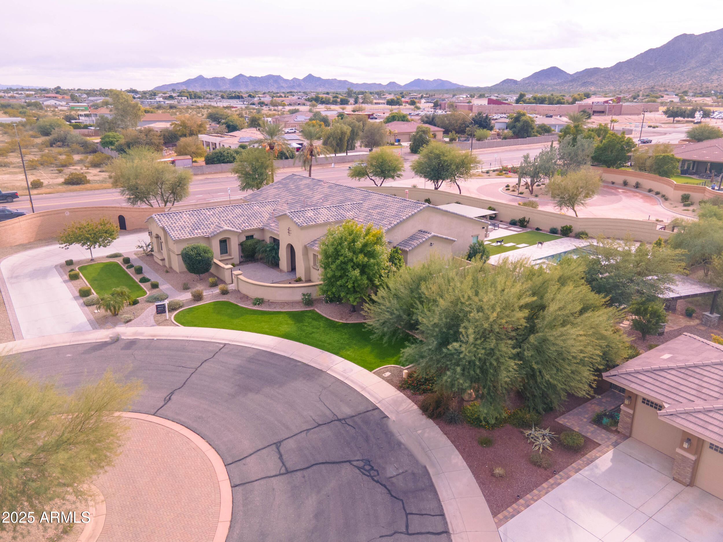 3157 E LA COSTA Court