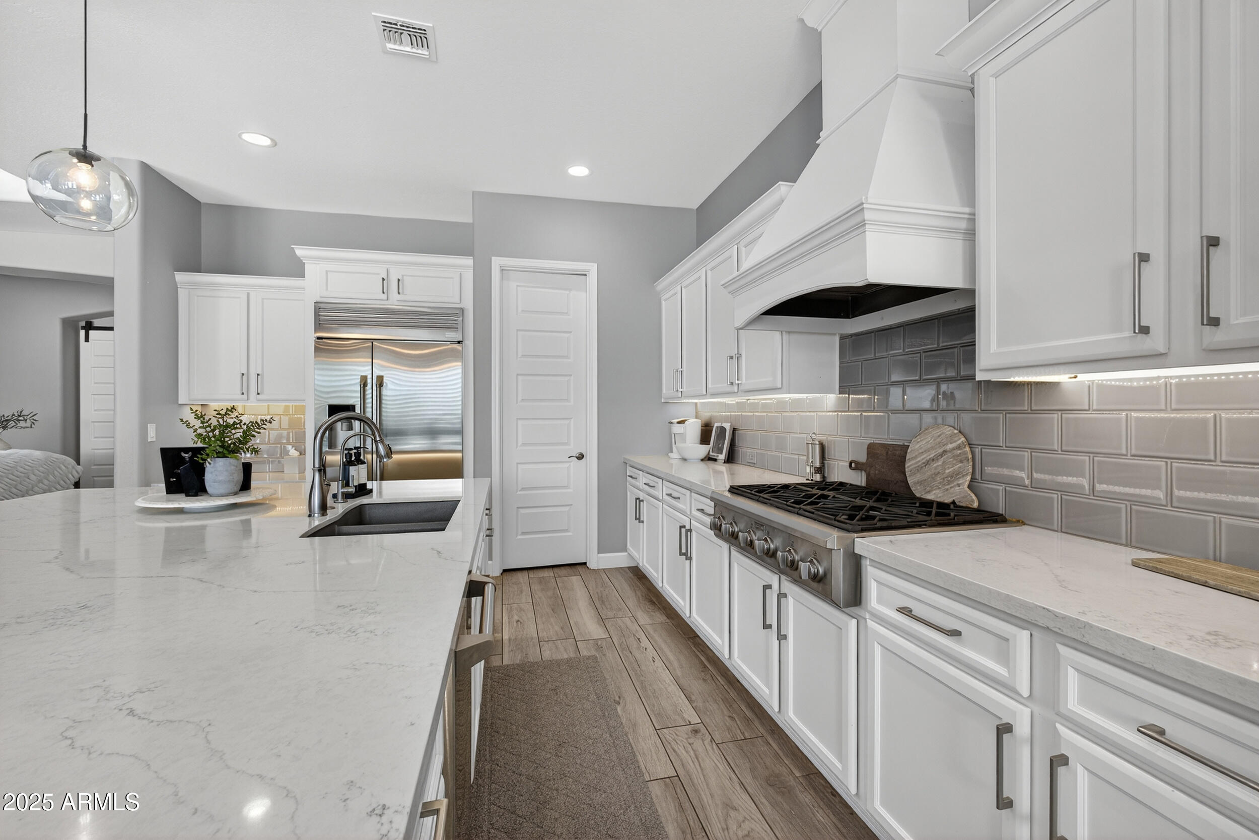 3157 E LA COSTA Court