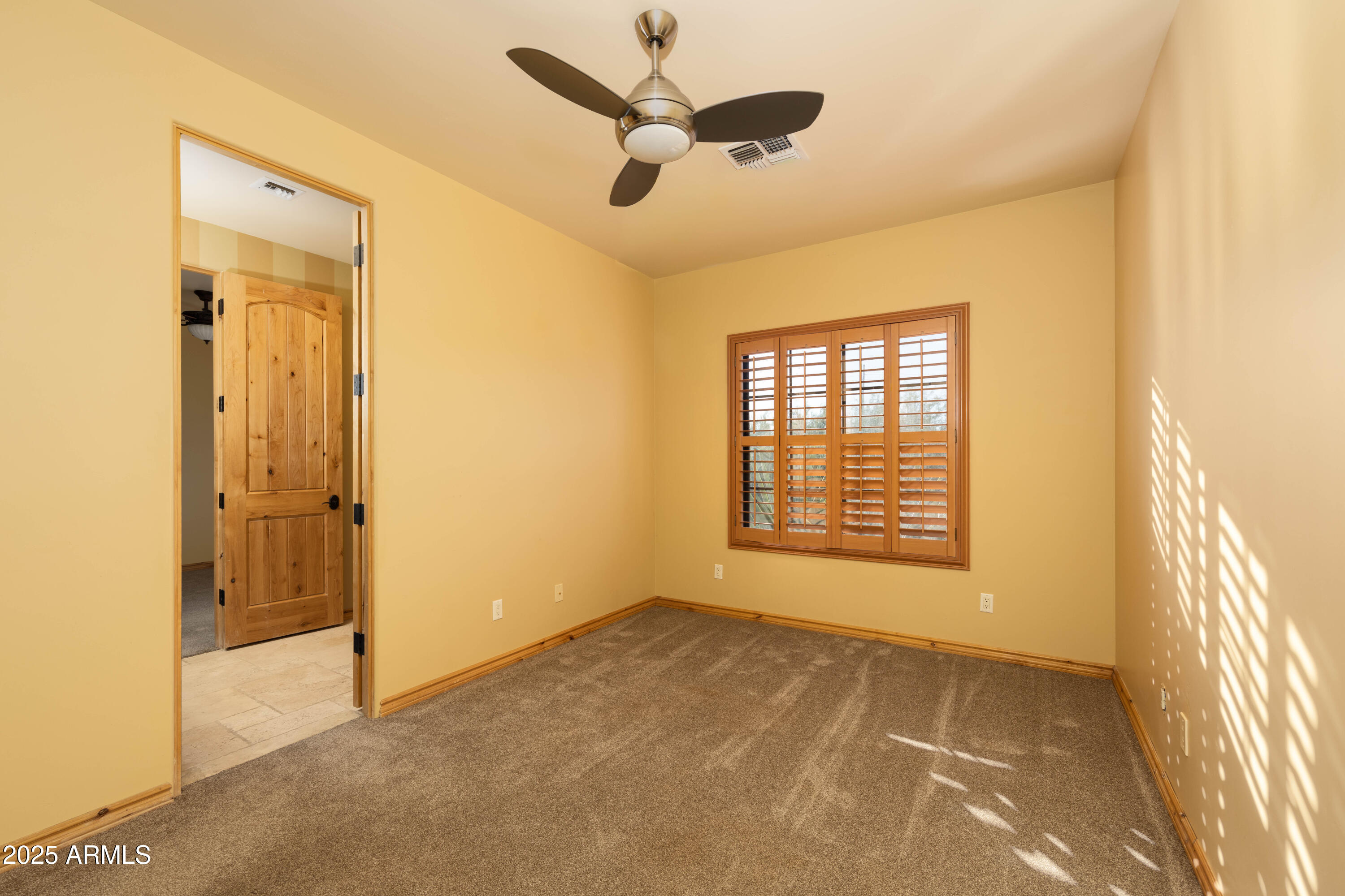 6646 E LONE MOUNTAIN Road