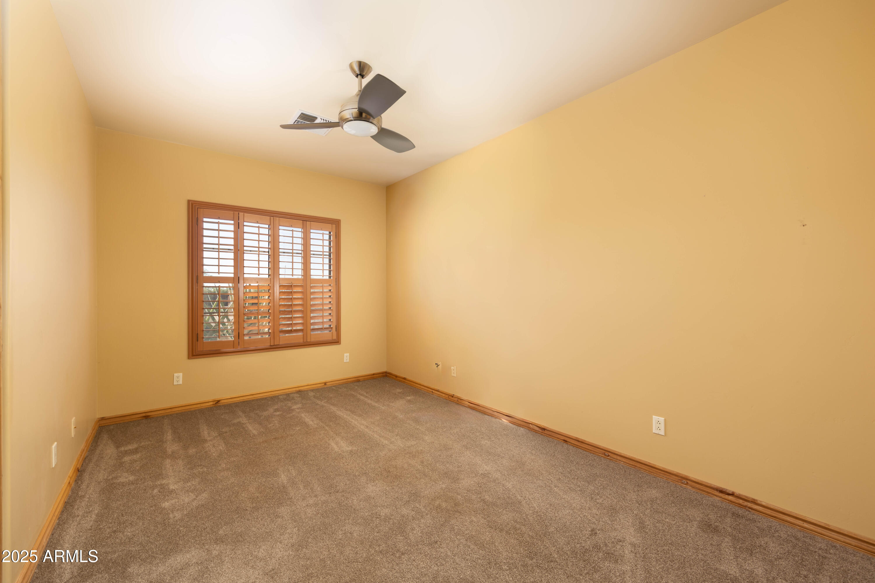 6646 E LONE MOUNTAIN Road